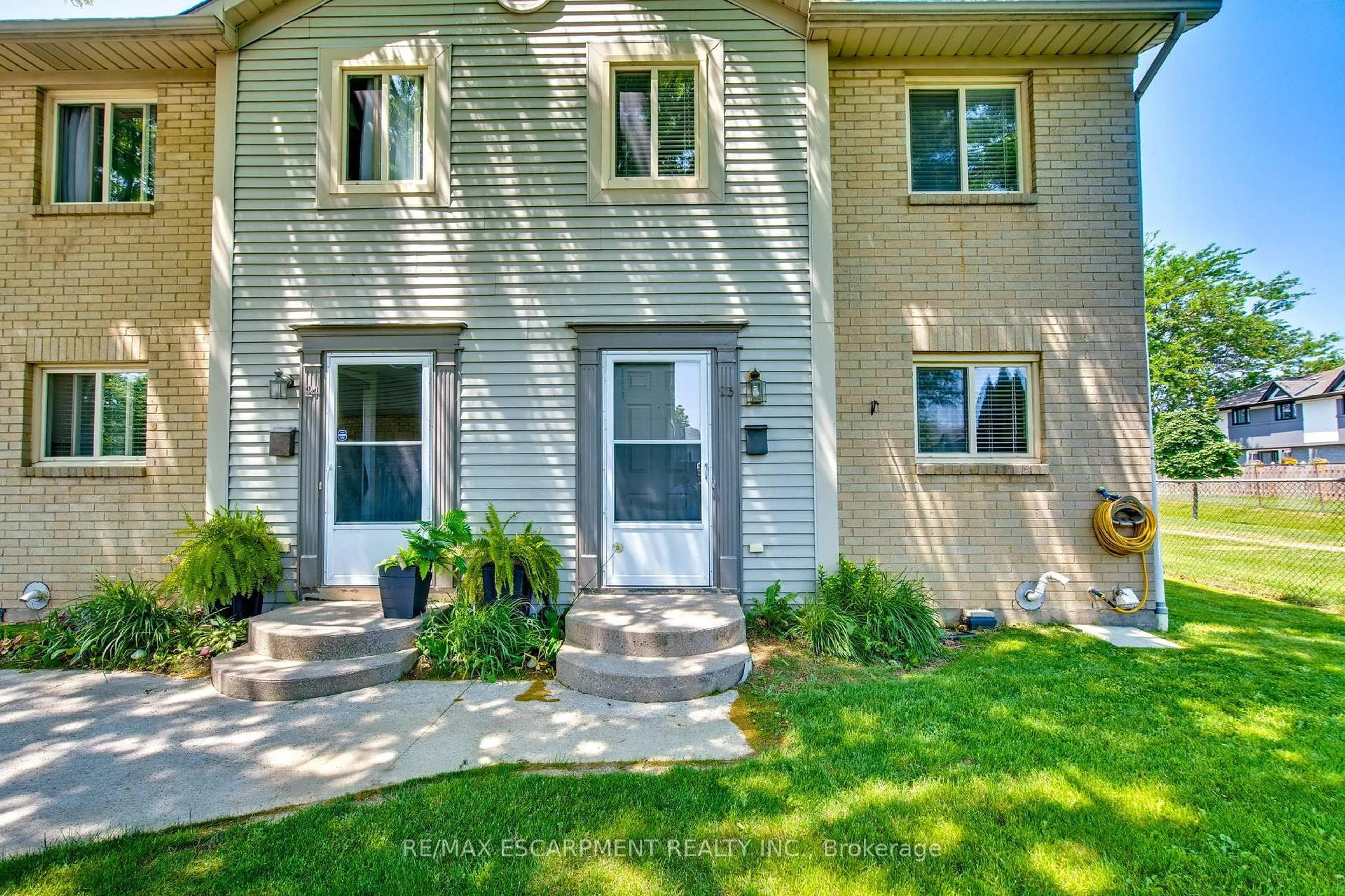 Unknown for 65 Dorchester Blvd #23, St. Catharines Ontario L2M 7T4
