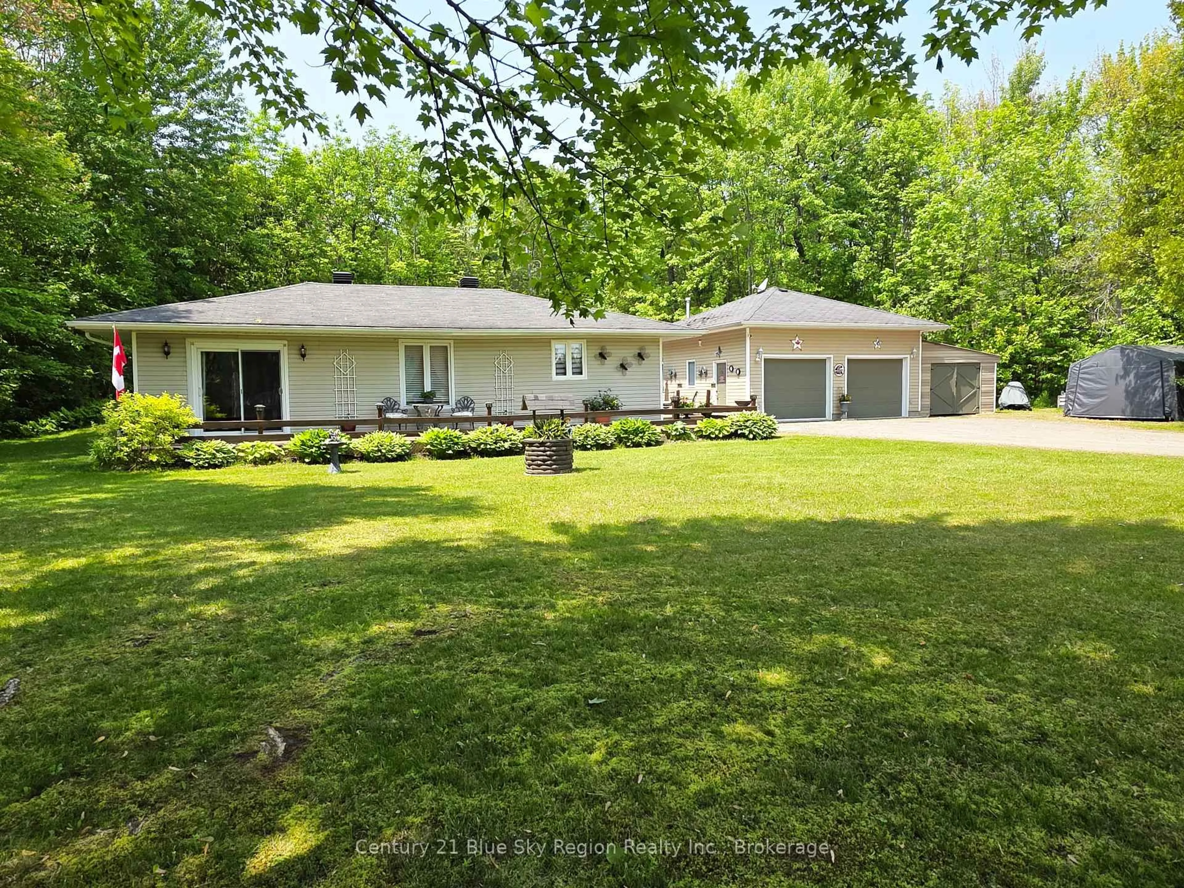 A pic from outside/outdoor area/front of a property/back of a property/a pic from drone, unknown for 1646 Jocko Point Rd, North Bay Ontario P1B 8G5