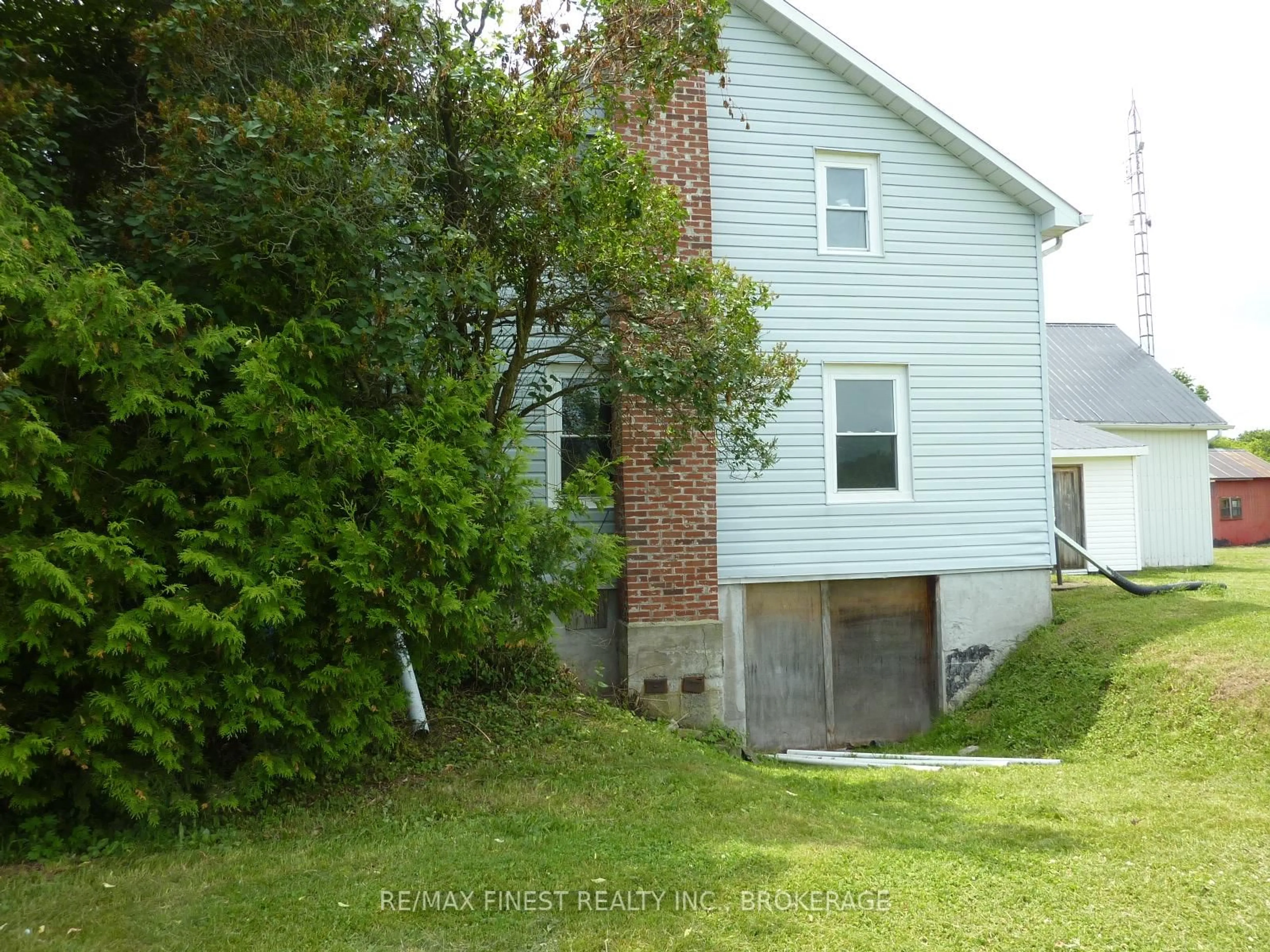 A pic from outside/outdoor area/front of a property/back of a property/a pic from drone, street for 2935 County Road 9, Napanee Ontario K7R 3K8