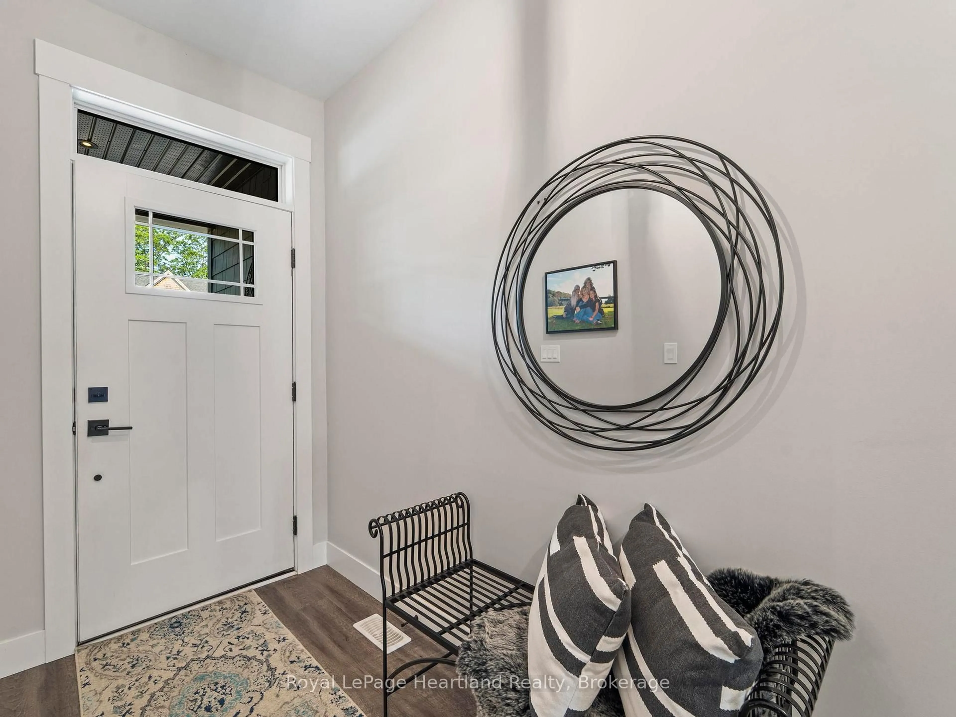Indoor entryway for 3 Eugene St, Bluewater Ontario N0M 1G0