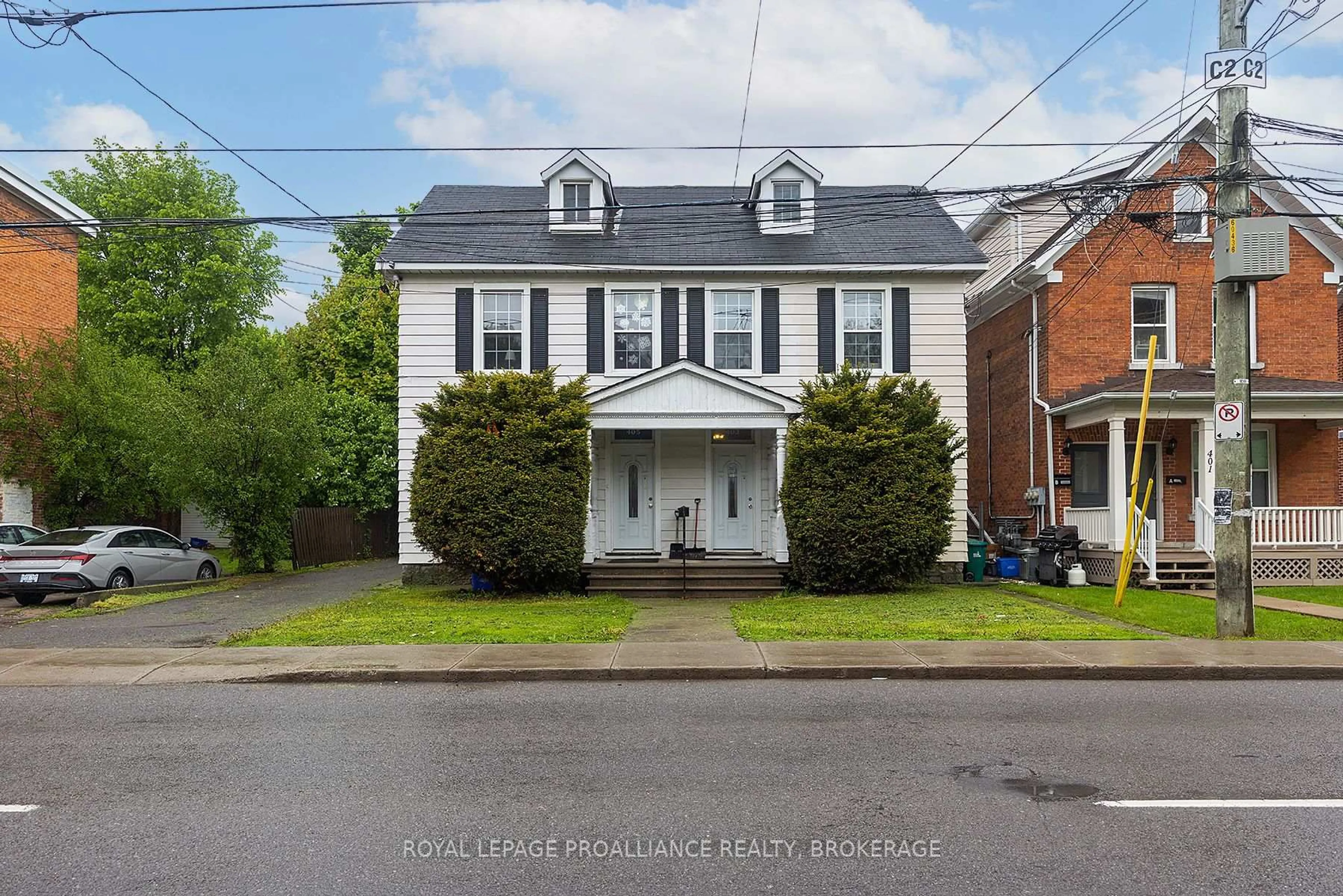 Unknown for 403-405 Johnson St, Kingston Ontario K7L 1Z1
