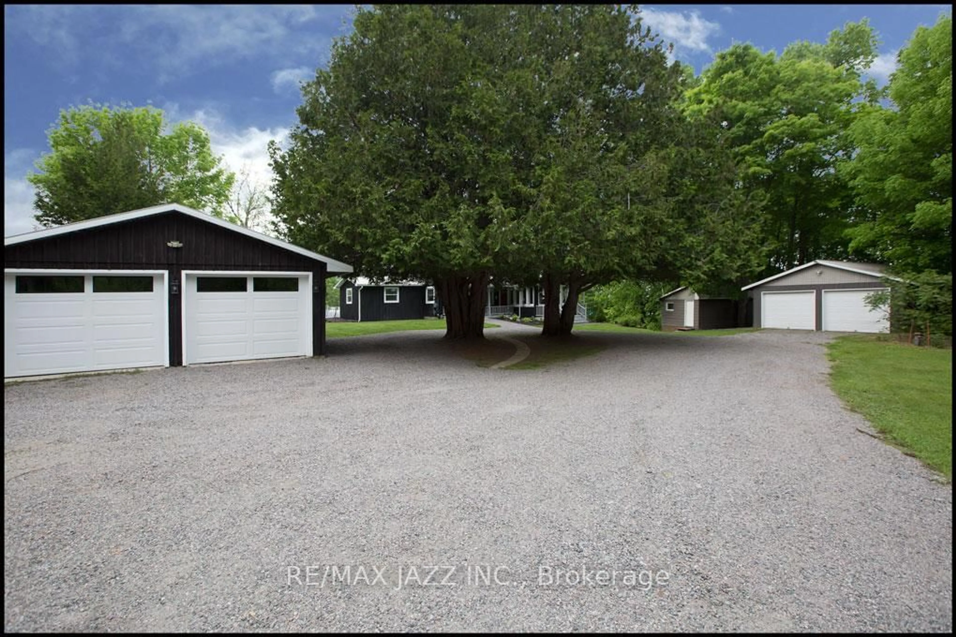 A pic from outside/outdoor area/front of a property/back of a property/a pic from drone, street for 1452 South Baptiste Lake Rd, Bancroft Ontario K0L 1C0