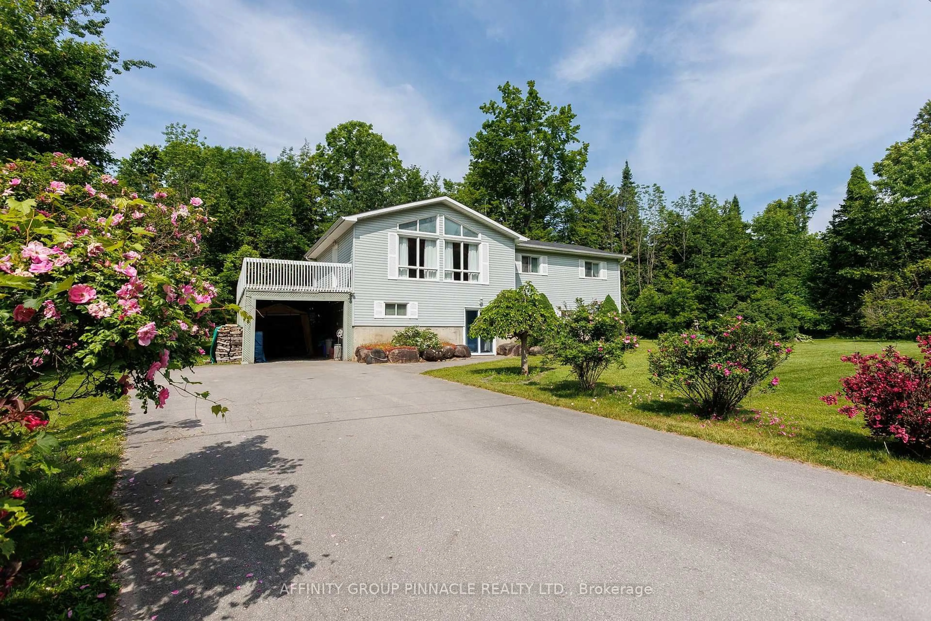 A pic from outside/outdoor area/front of a property/back of a property/a pic from drone, street for 3 Hemlock St, Kawartha Lakes Ontario K0M 1N0