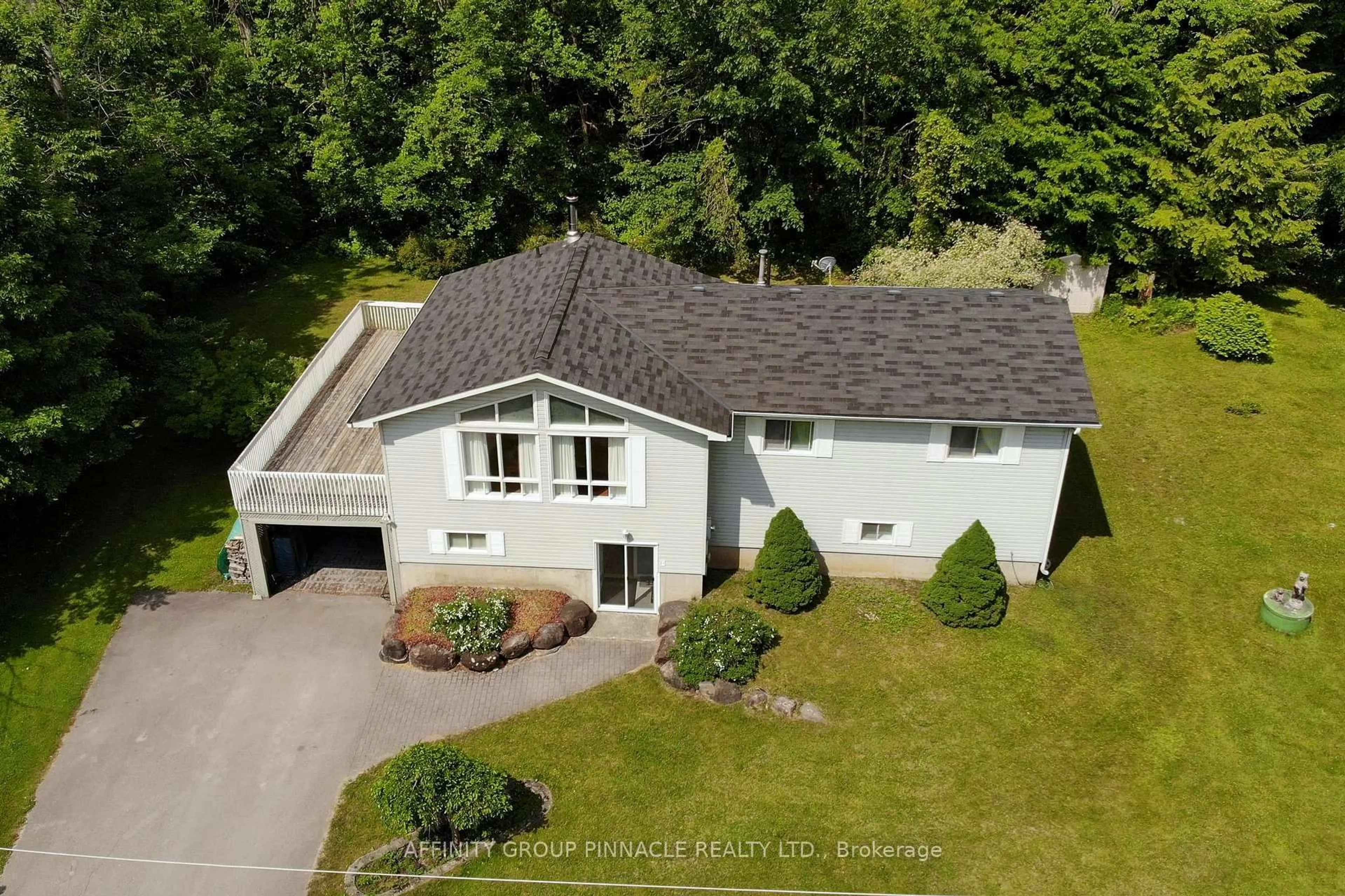 A pic from outside/outdoor area/front of a property/back of a property/a pic from drone, unknown for 3 Hemlock St, Kawartha Lakes Ontario K0M 1N0