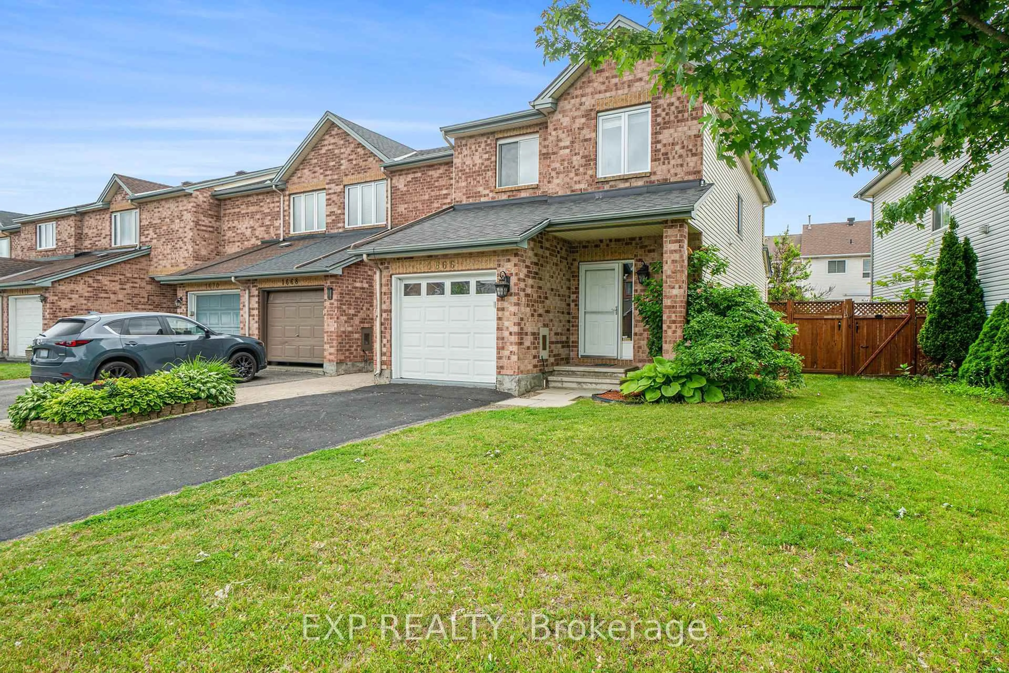 Unknown for 1666 Greywood Dr, Ottawa Ontario K1C 4W3