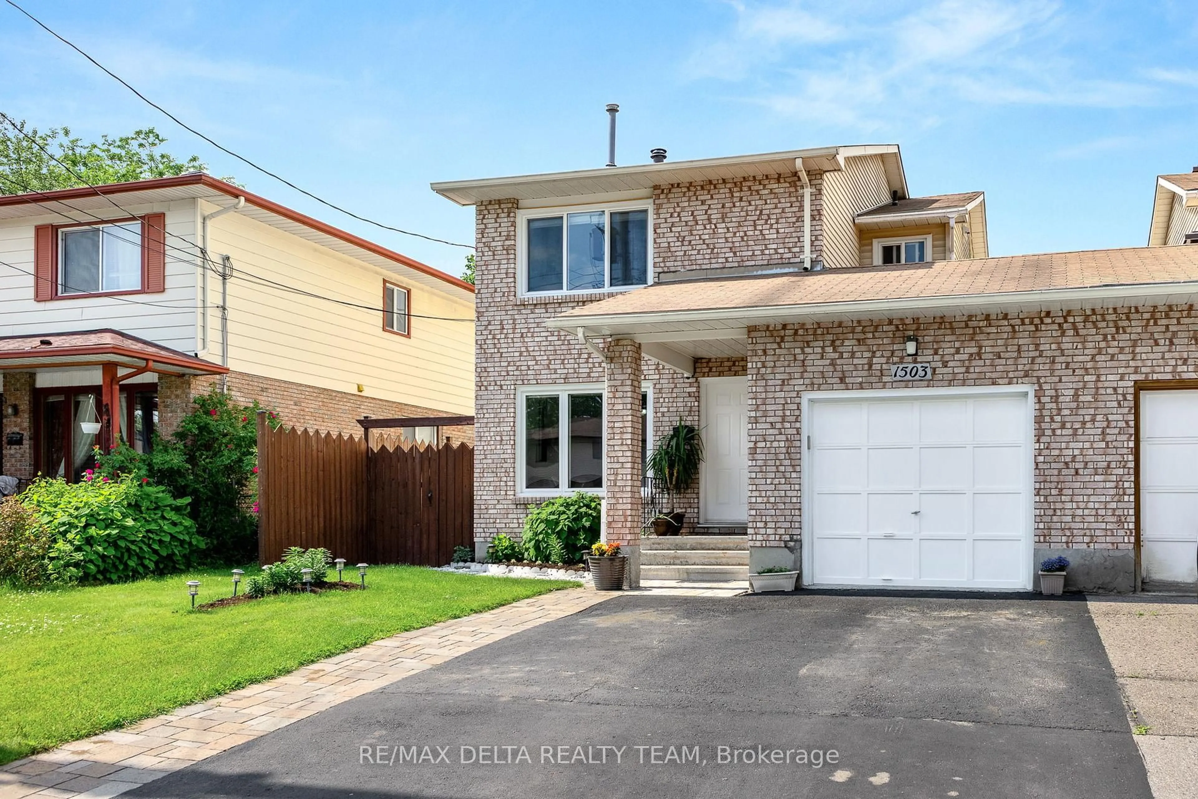 Home with brick exterior material, street for 1503 GOTH Ave, Ottawa Ontario K1T 1E3