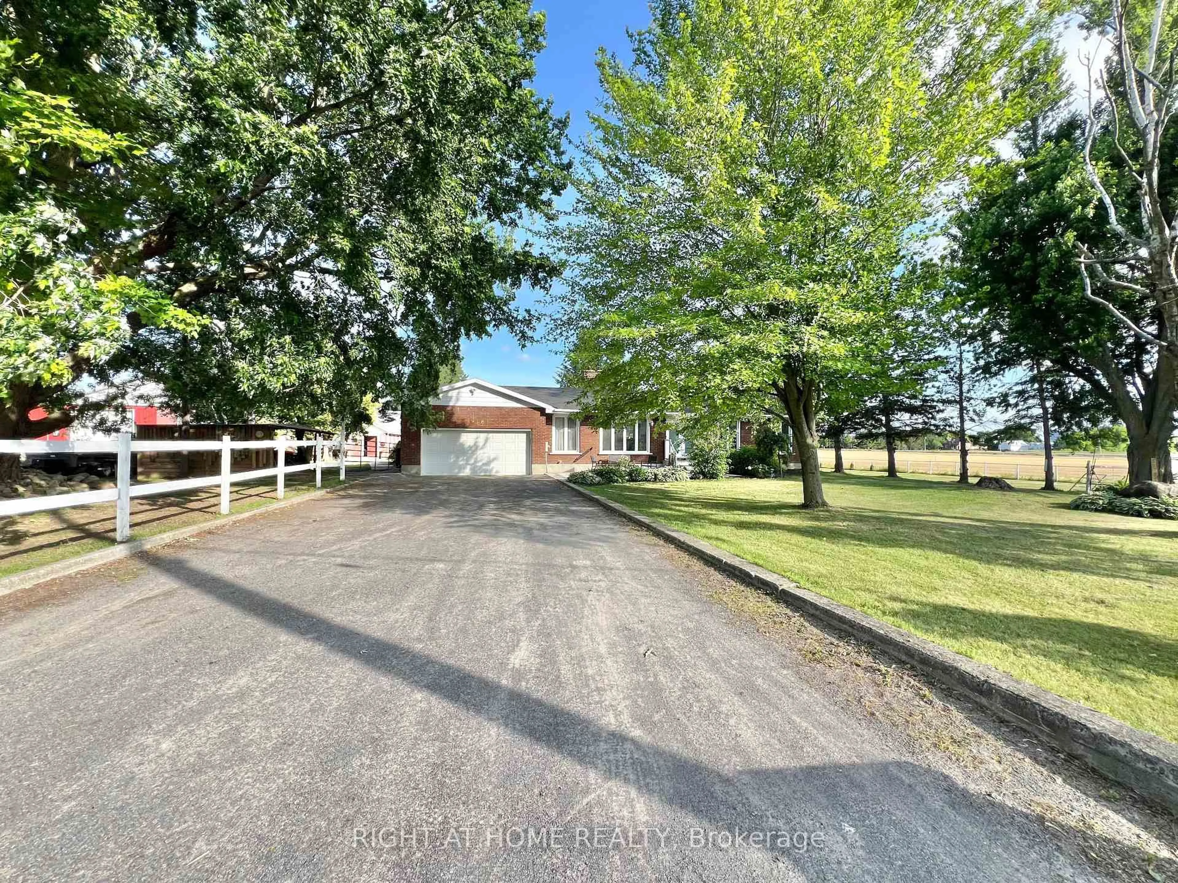 A pic from outside/outdoor area/front of a property/back of a property/a pic from drone, street for 6181 Malakoff Rd, Richmond Ontario K0A 2Z0