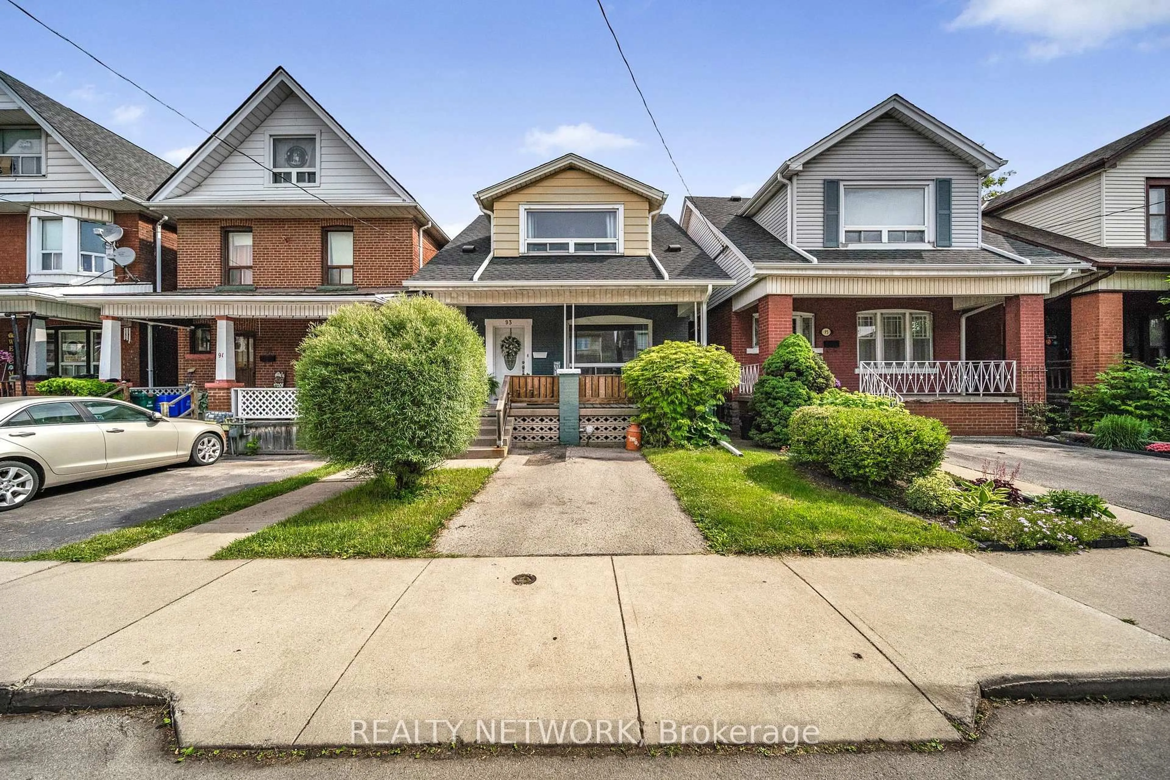 Home with brick exterior material, street for 93 Somerset Ave, Hamilton Ontario L8L 2L6