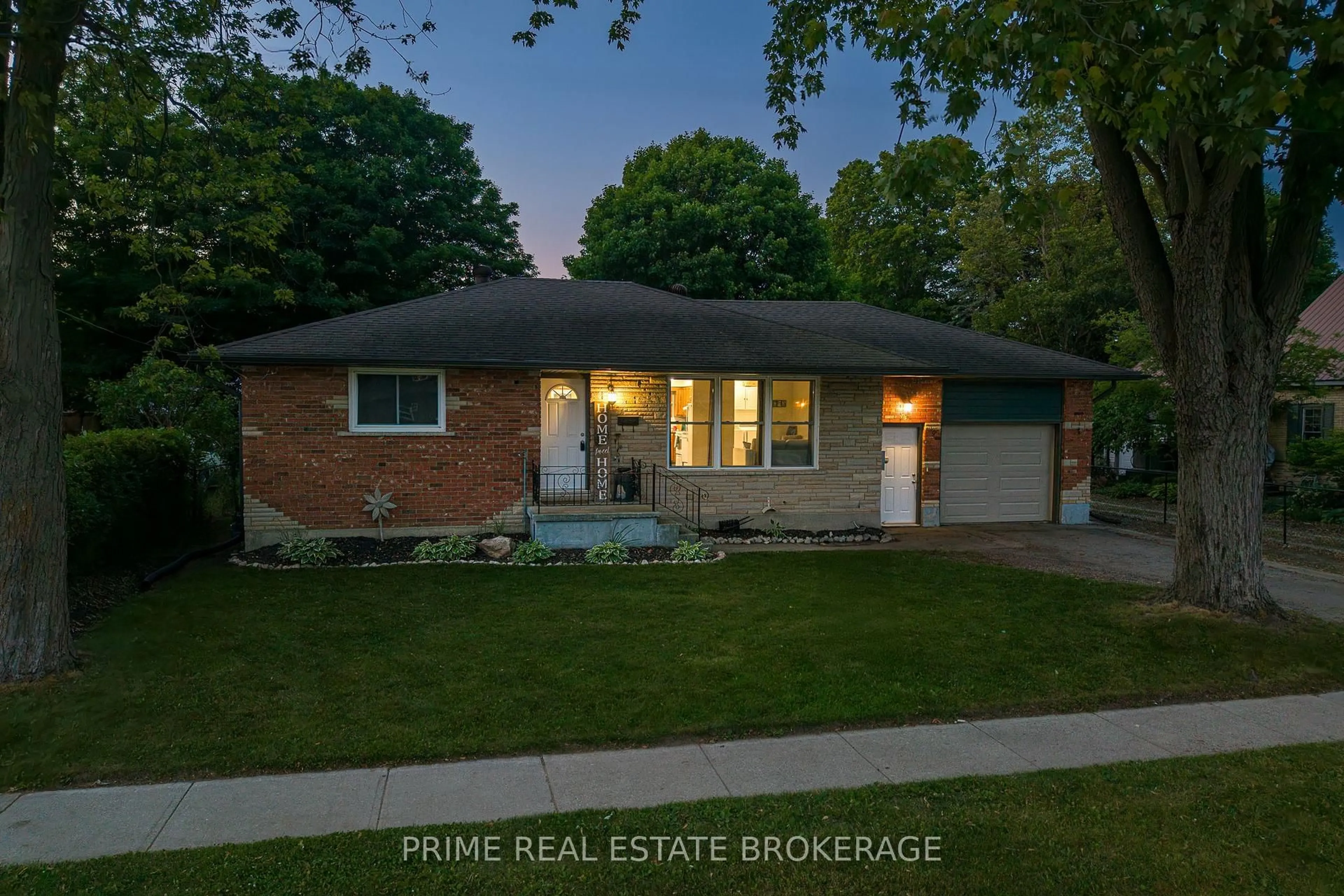 Home with brick exterior material, street for 56400 Heritage Line, Bayham Ontario N0J 1Y0