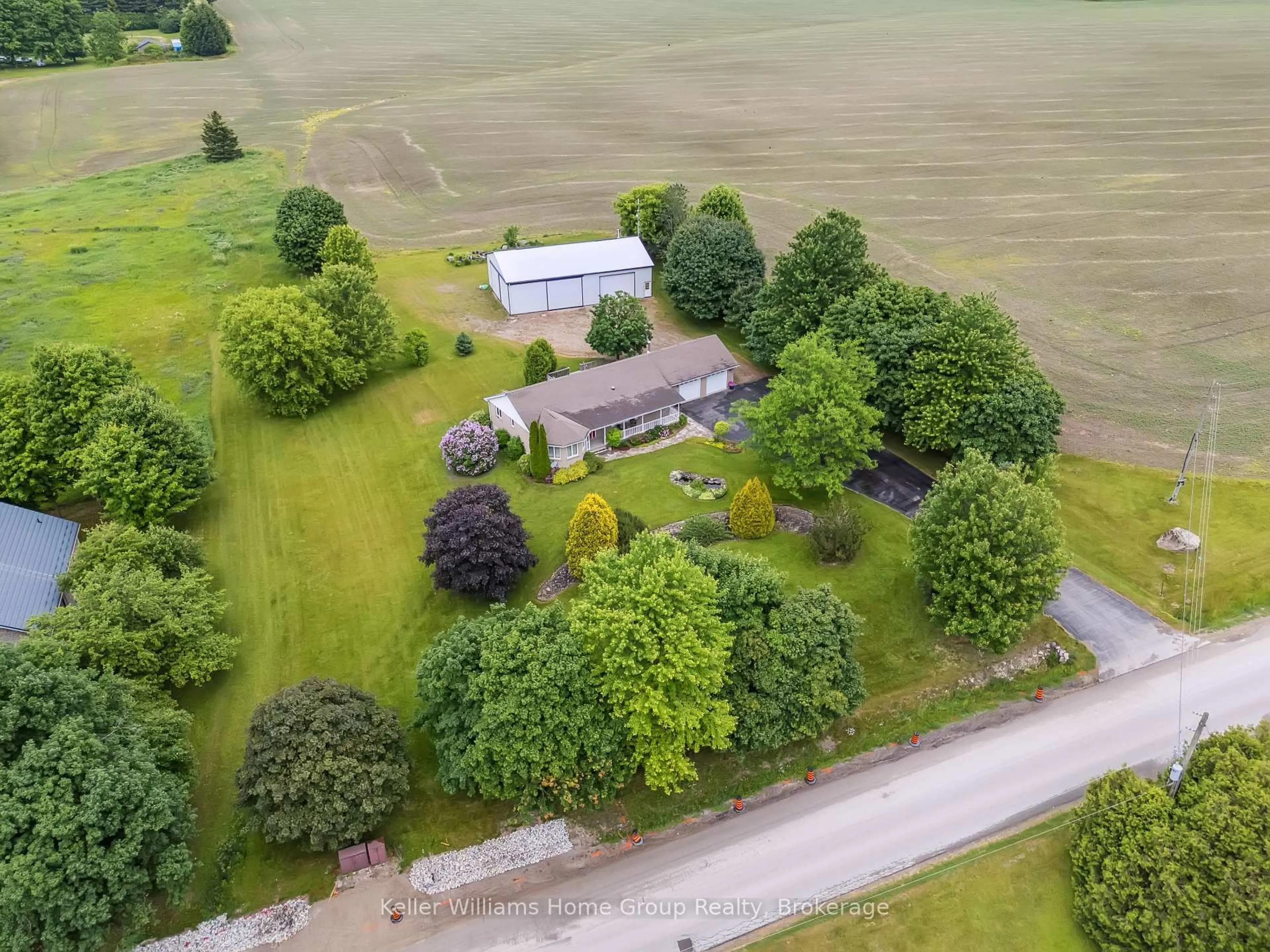 A pic from outside/outdoor area/front of a property/back of a property/a pic from drone, building for 6375 Second Line, Centre Wellington Ontario N1M 2W5