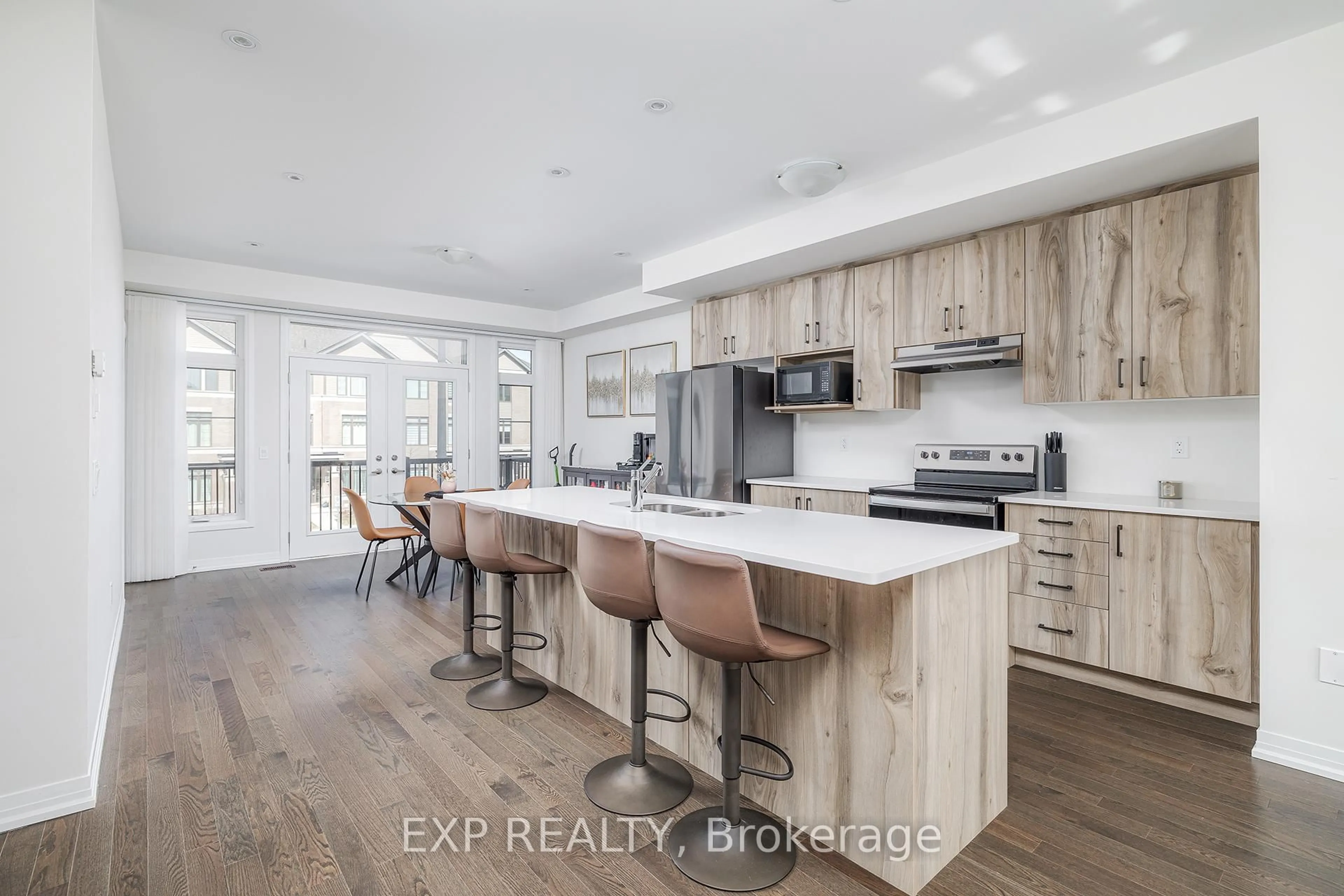 Open concept kitchen, unknown for 469 Provident Way, Hamilton Ontario L0R 1W0
