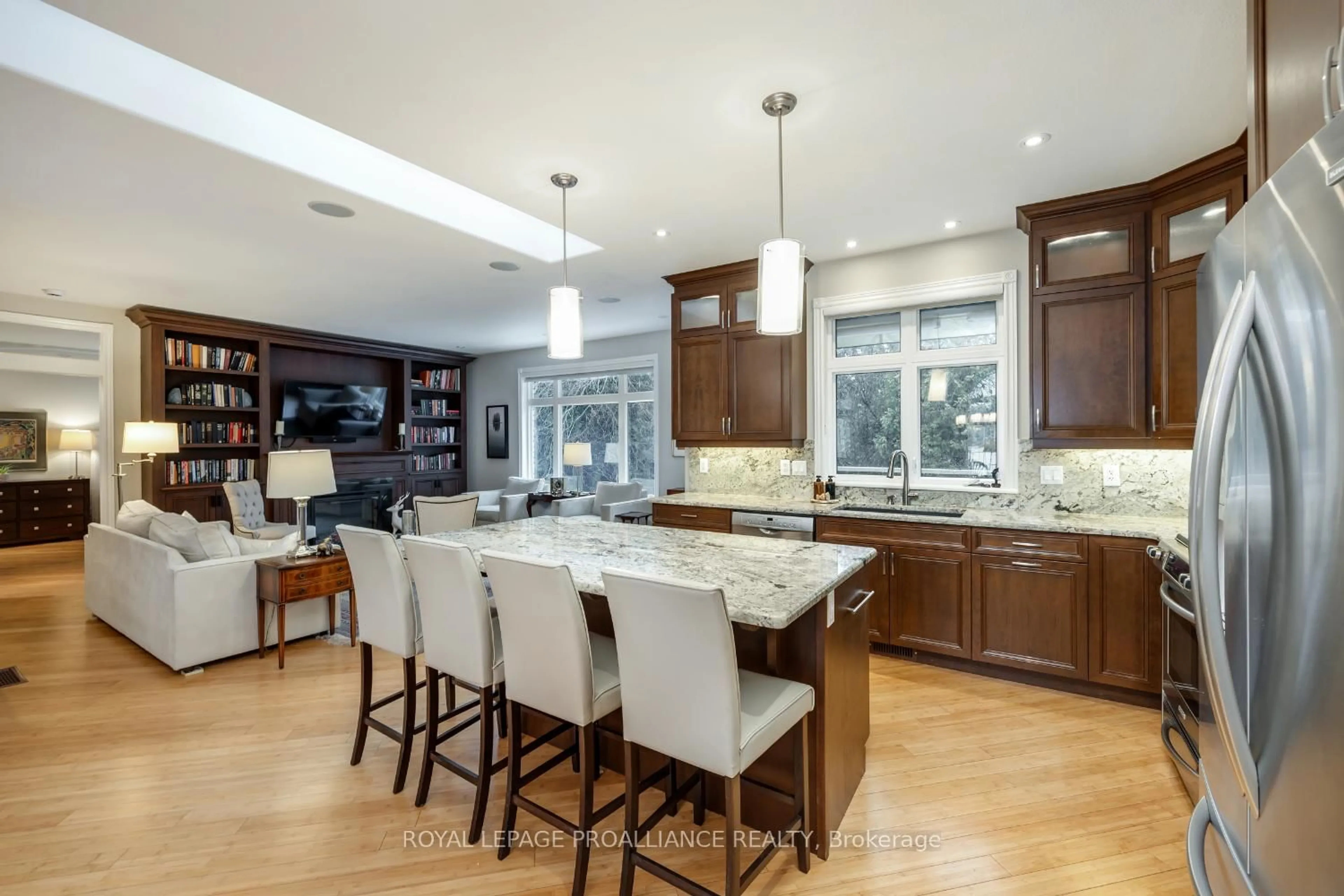 Open concept kitchen, unknown for 1020 Parkhill Rd #6, Peterborough West Ontario K9K 0E1