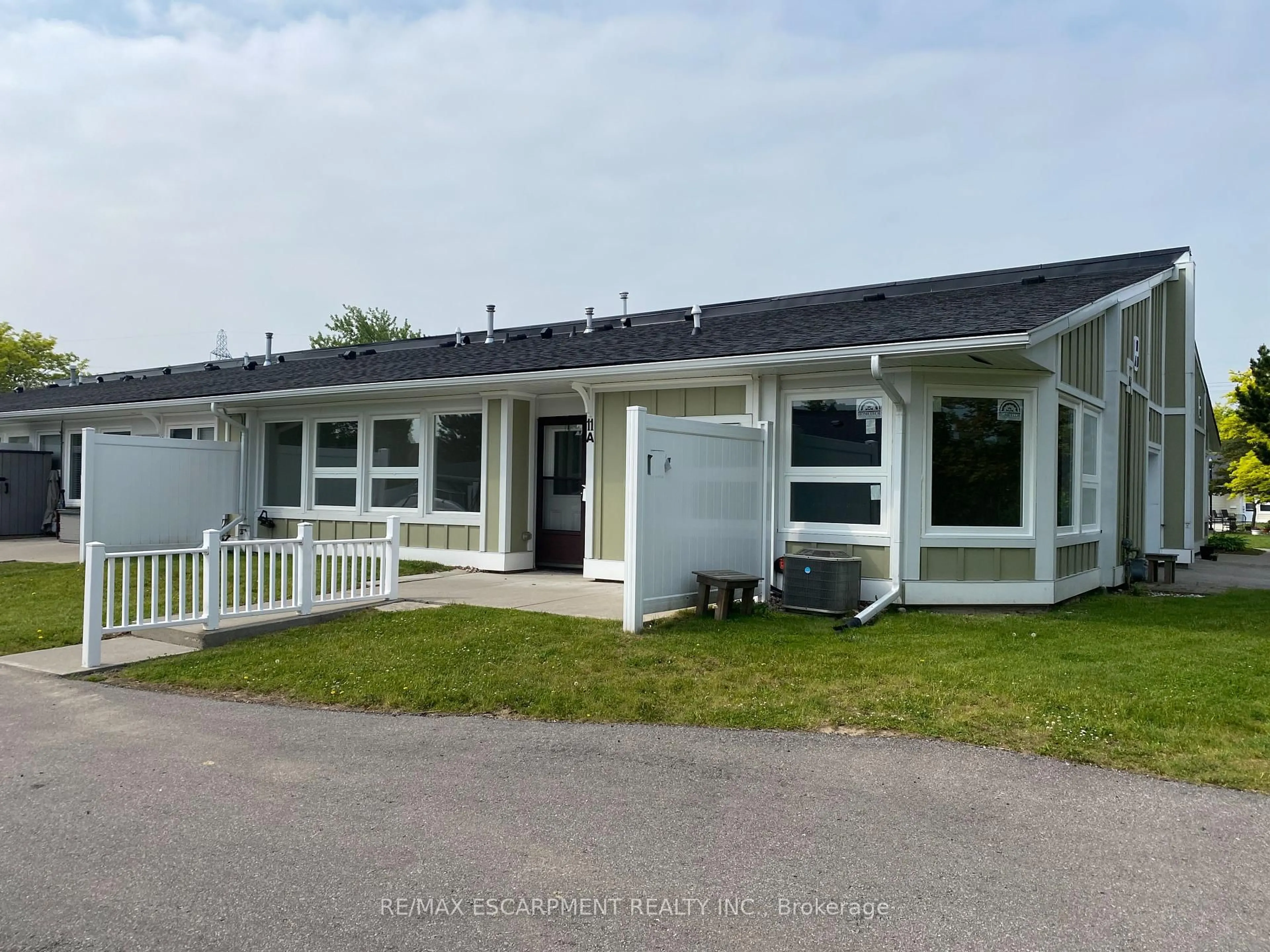 Home with vinyl exterior material, unknown for 11A Father Biro Tr, Hamilton Ontario L9B 1T8