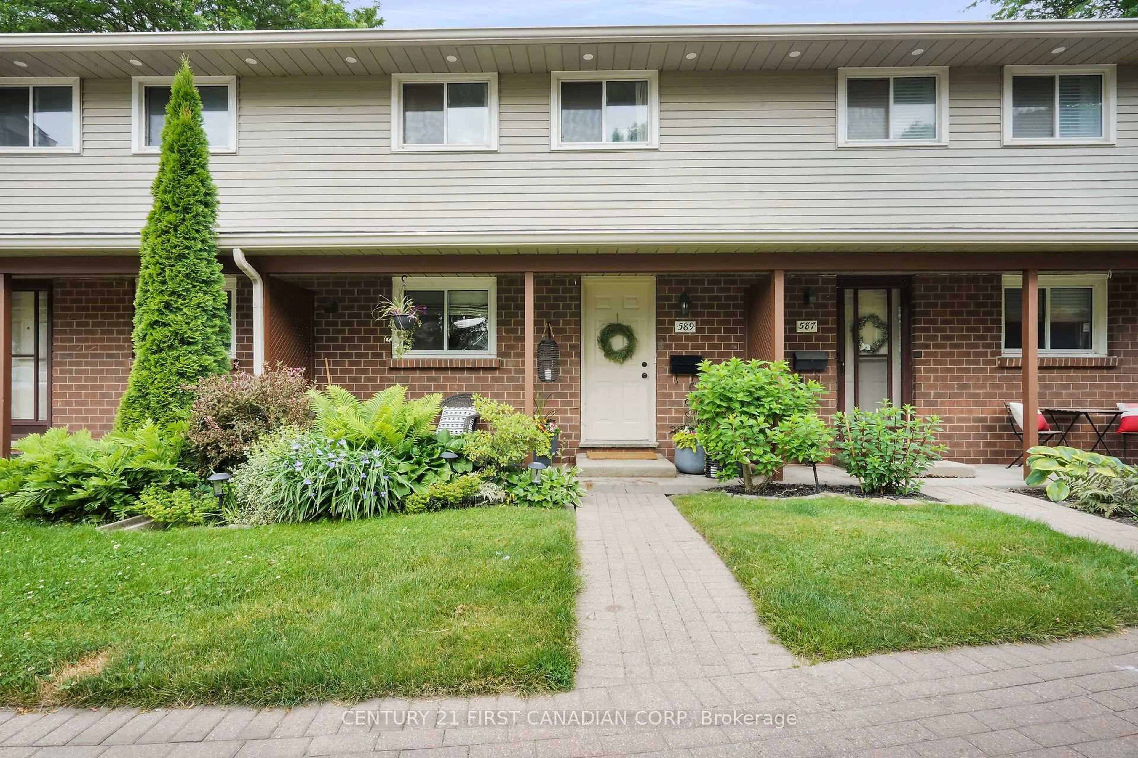 Home with brick exterior material, street for 589 Griffith St, London South Ontario N6K 2S5