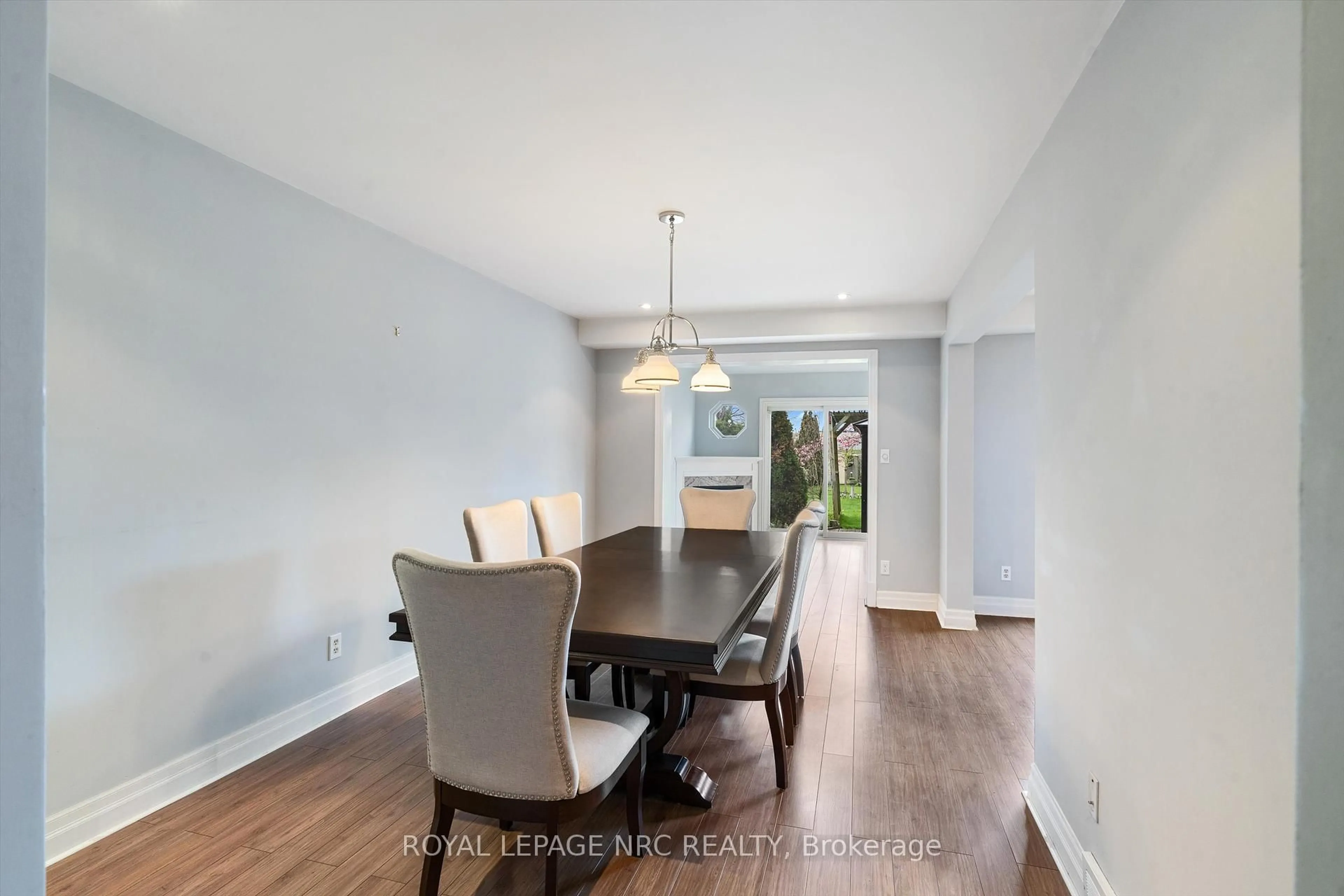Dining room, unknown for 5 Barnaby Dr, St. Catharines Ontario L2S 3C7