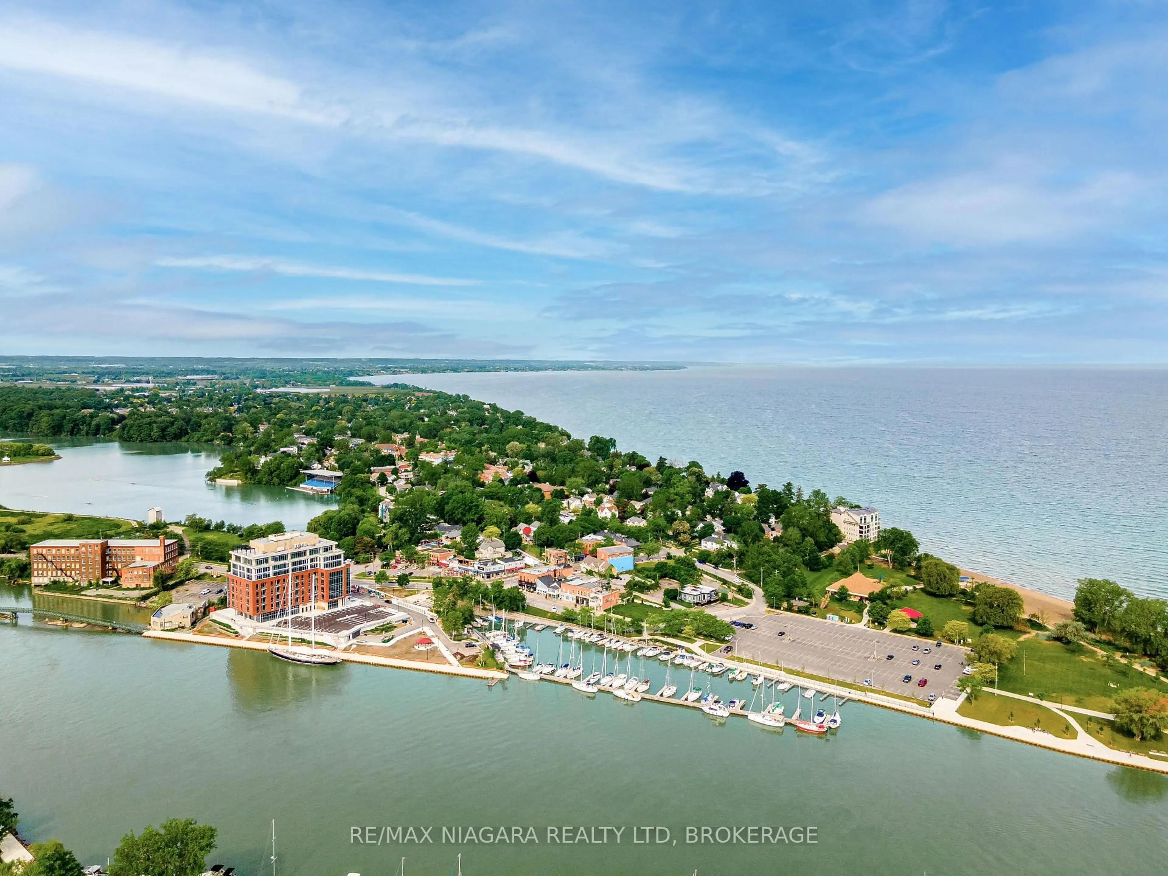 A pic from outside/outdoor area/front of a property/back of a property/a pic from drone, water/lake/river/ocean view for 9 Shelley Ave, St. Catharines Ontario L2N 5L4