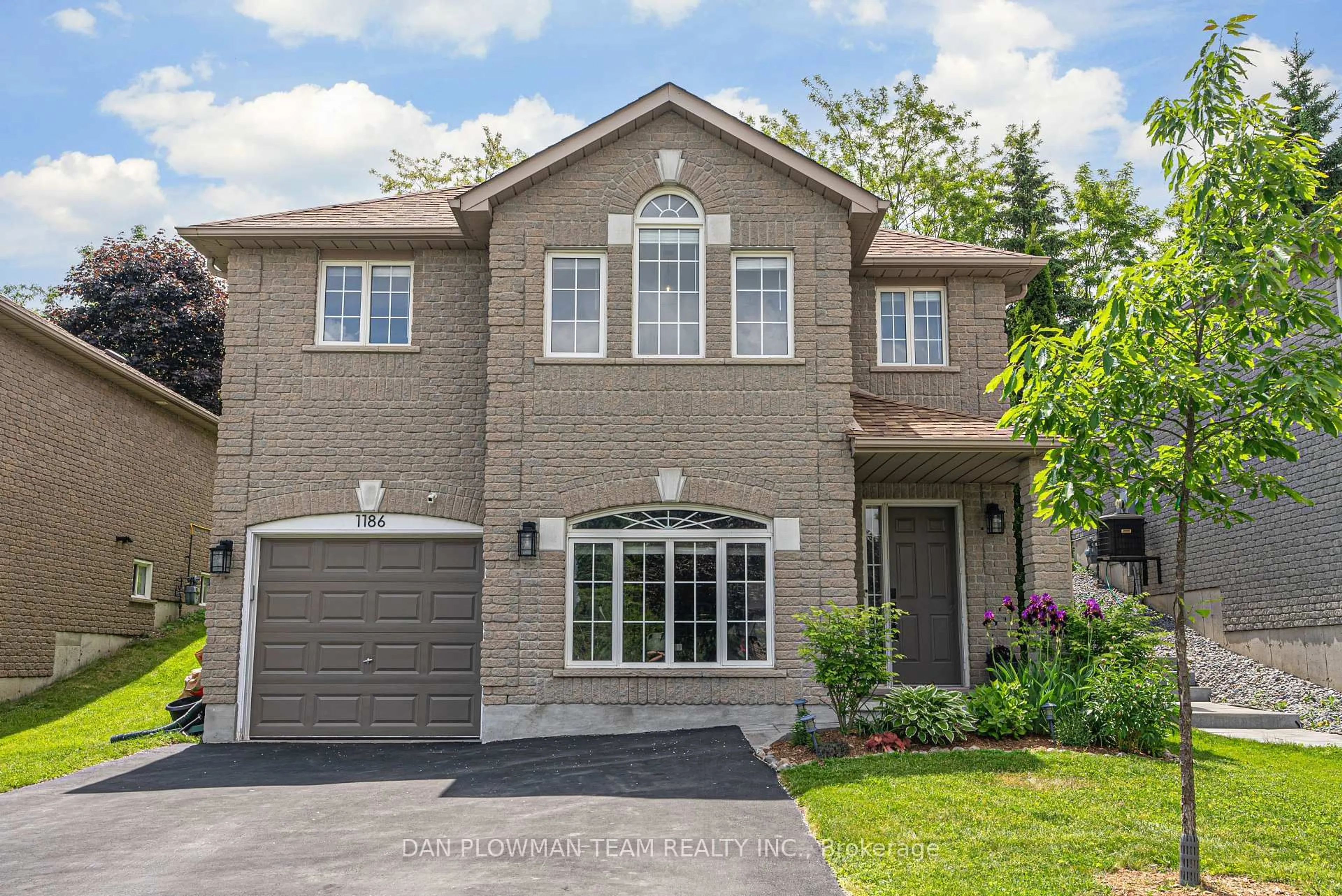 Home with brick exterior material, street for 1186 Baker St, Peterborough North Ontario K9H 7P9