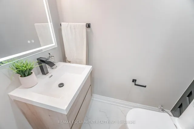 Additional property image - 121 Lower Horning Rd