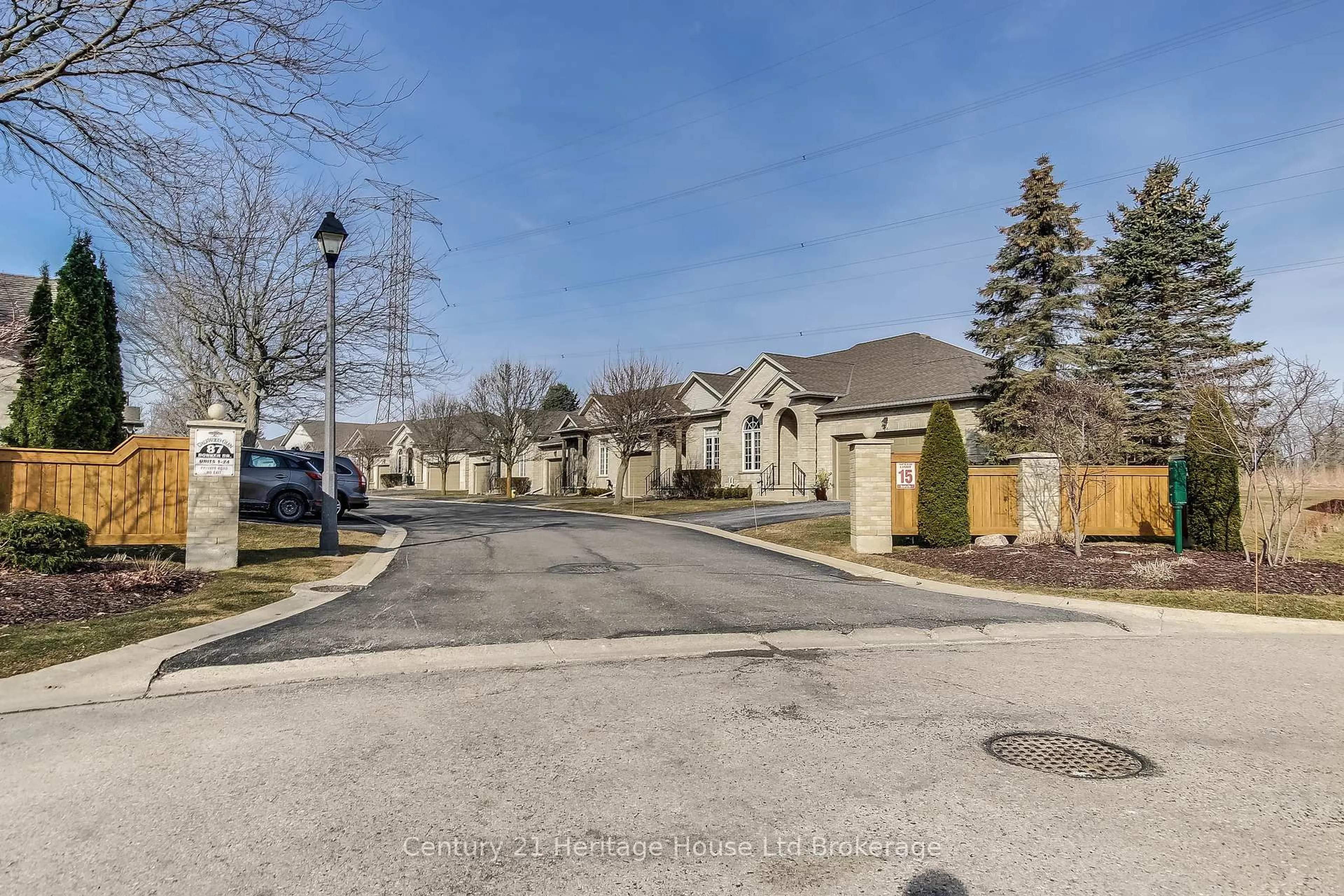 A pic from outside/outdoor area/front of a property/back of a property/a pic from drone, street for 87 Donker Dr #24, St. Thomas Ontario N5P 4L2
