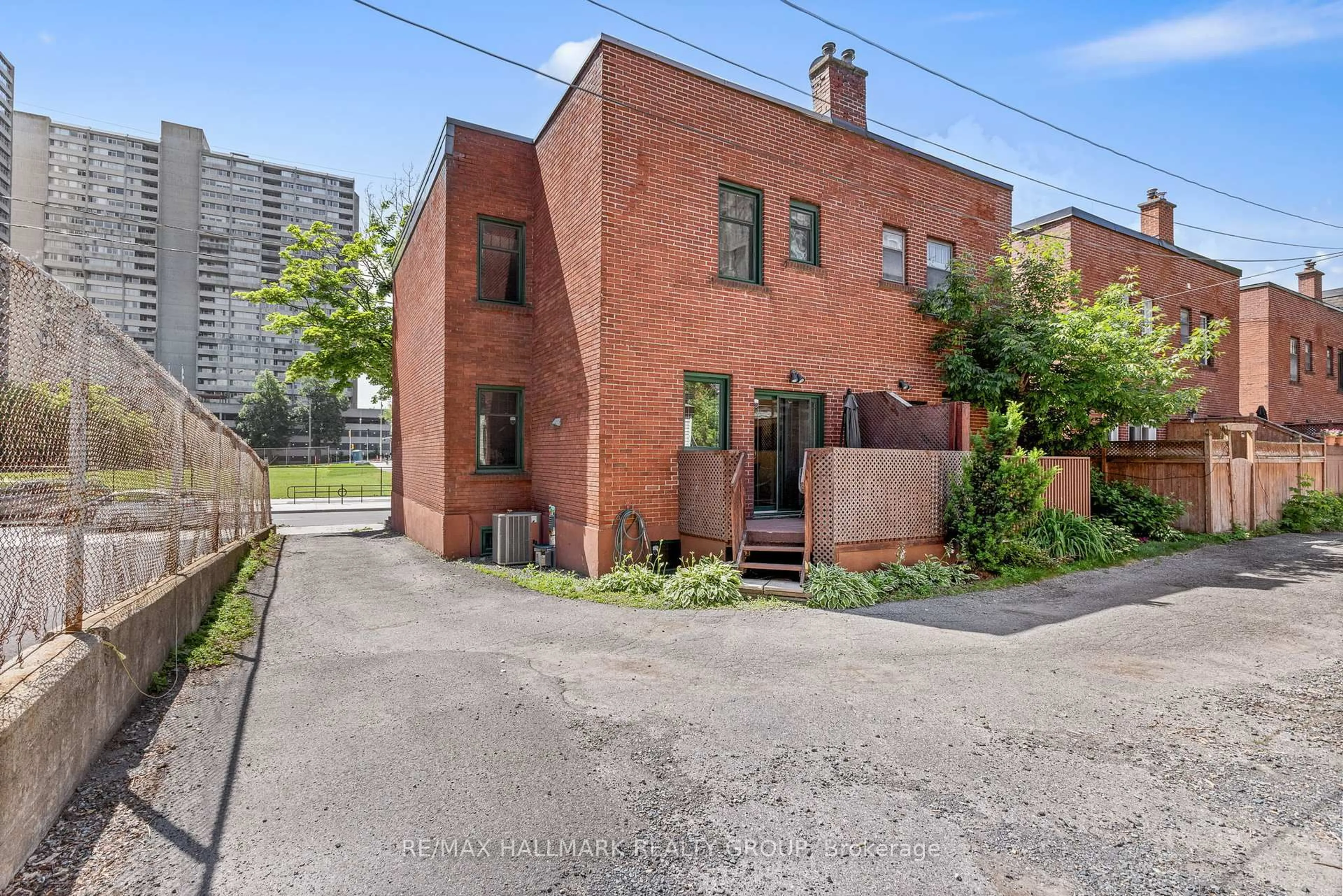 Home with brick exterior material, street for 453 Slater St, Ottawa Ontario K1R 5C2