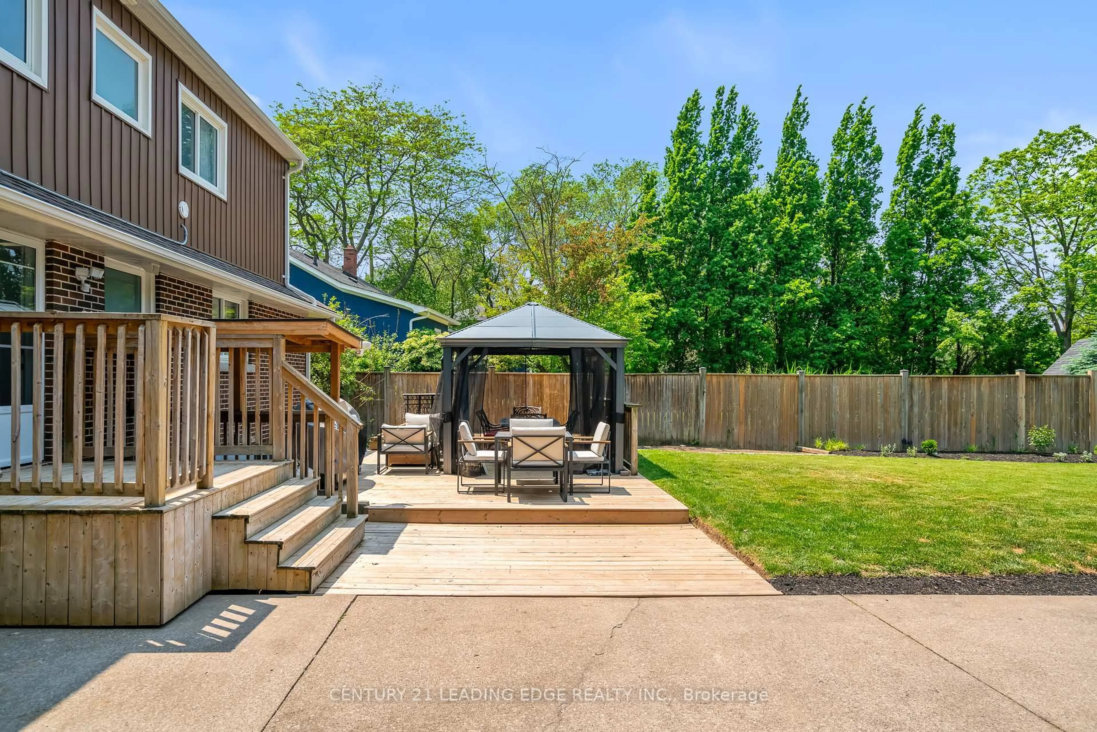 Patio, street for 1182 Lakeshore Rd, St. Catharines Ontario L2R 6P9