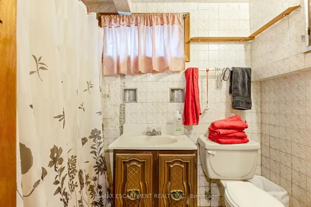 Additional property image - 45 East 17th St