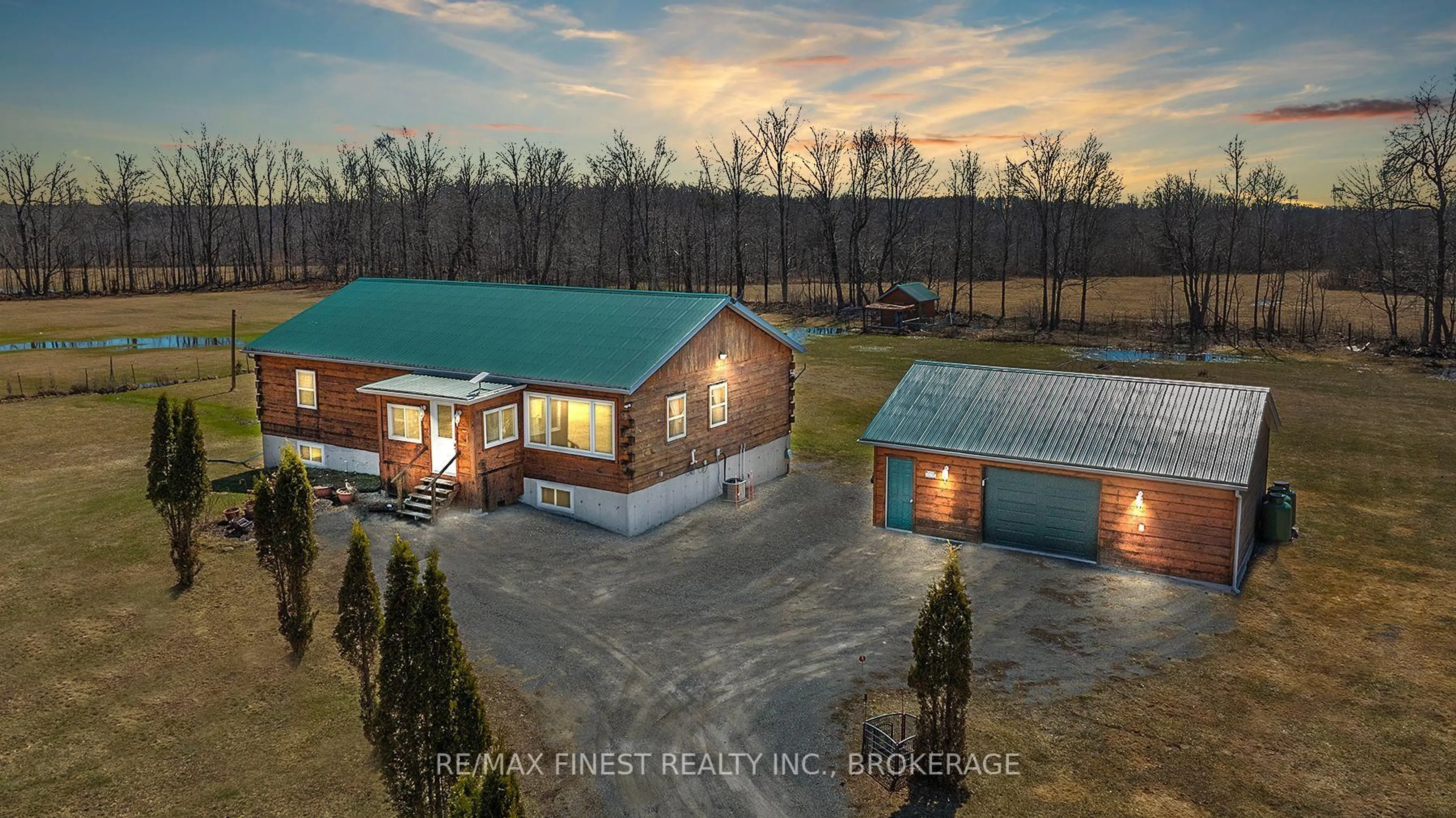 A pic from outside/outdoor area/front of a property/back of a property/a pic from drone, building for 404 Dean Smith Road Dr, Perth Road Ontario K0H 2L0