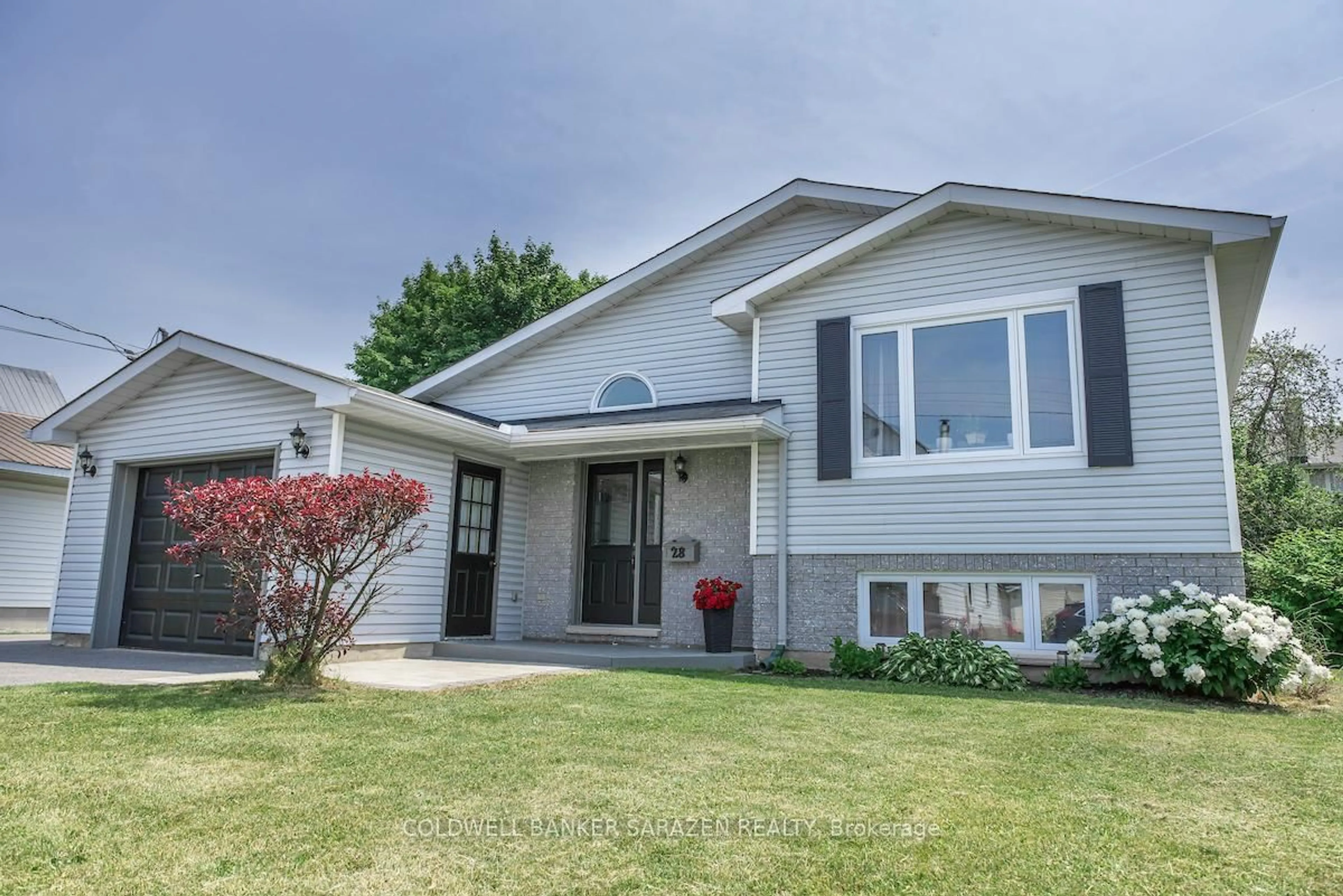 Home with vinyl exterior material, street for 28 Landrigan St, Arnprior Ontario K7S 2S6