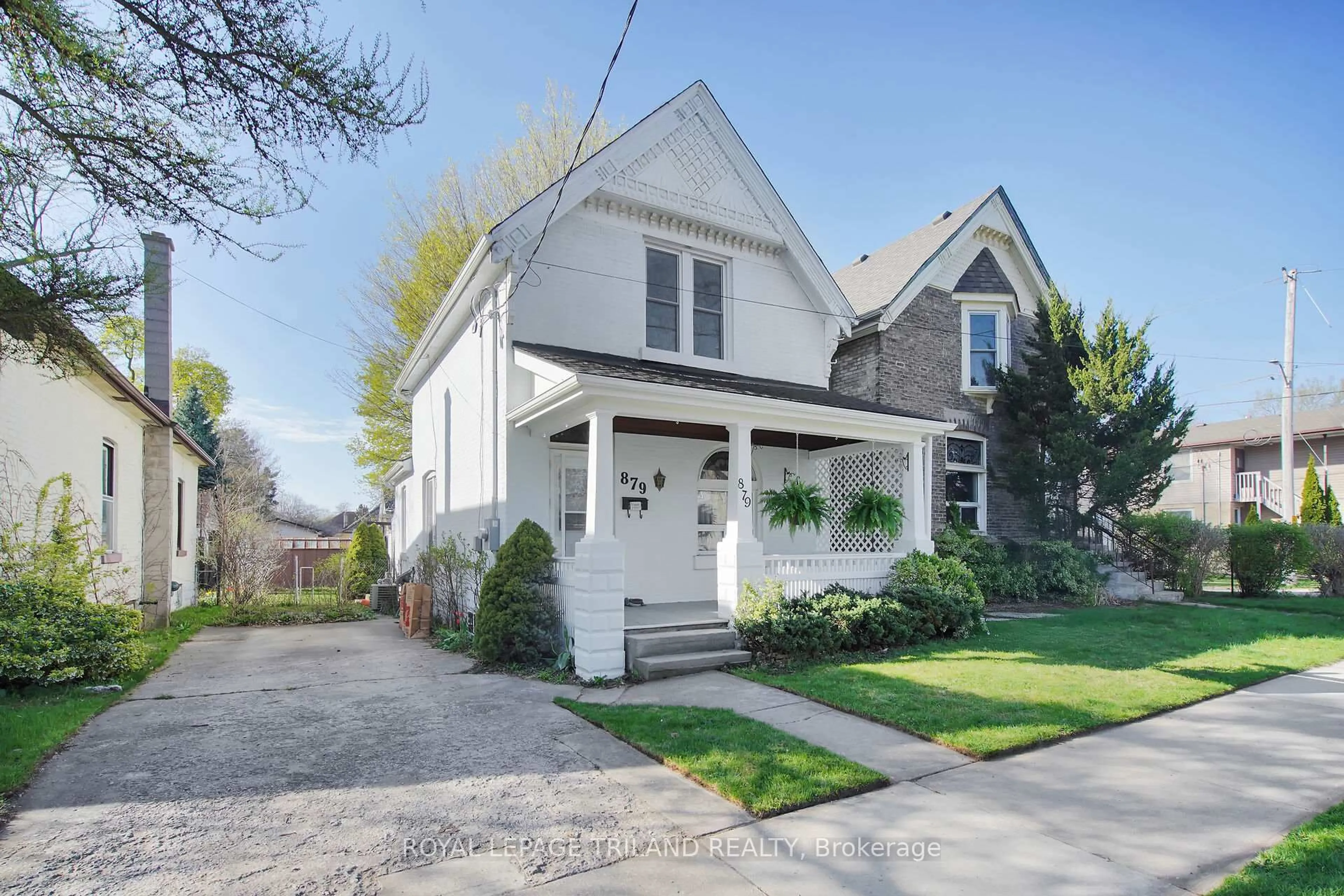 Unknown for 879 Trafalgar St, London East Ontario N5Z 1E9
