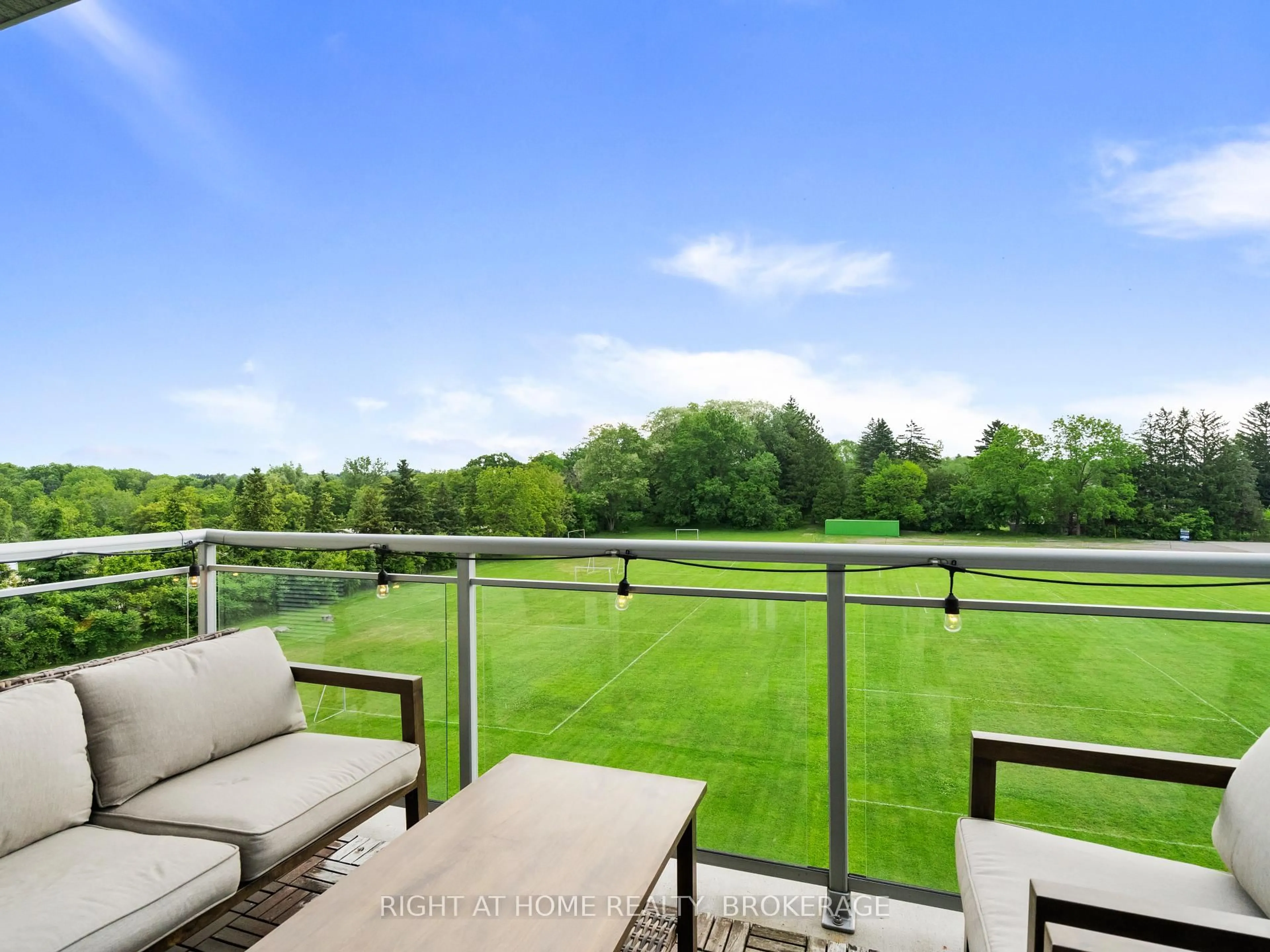 Patio, water/lake/river/ocean view for 16 Markle Cres #503, Hamilton Ontario L9G 0H4