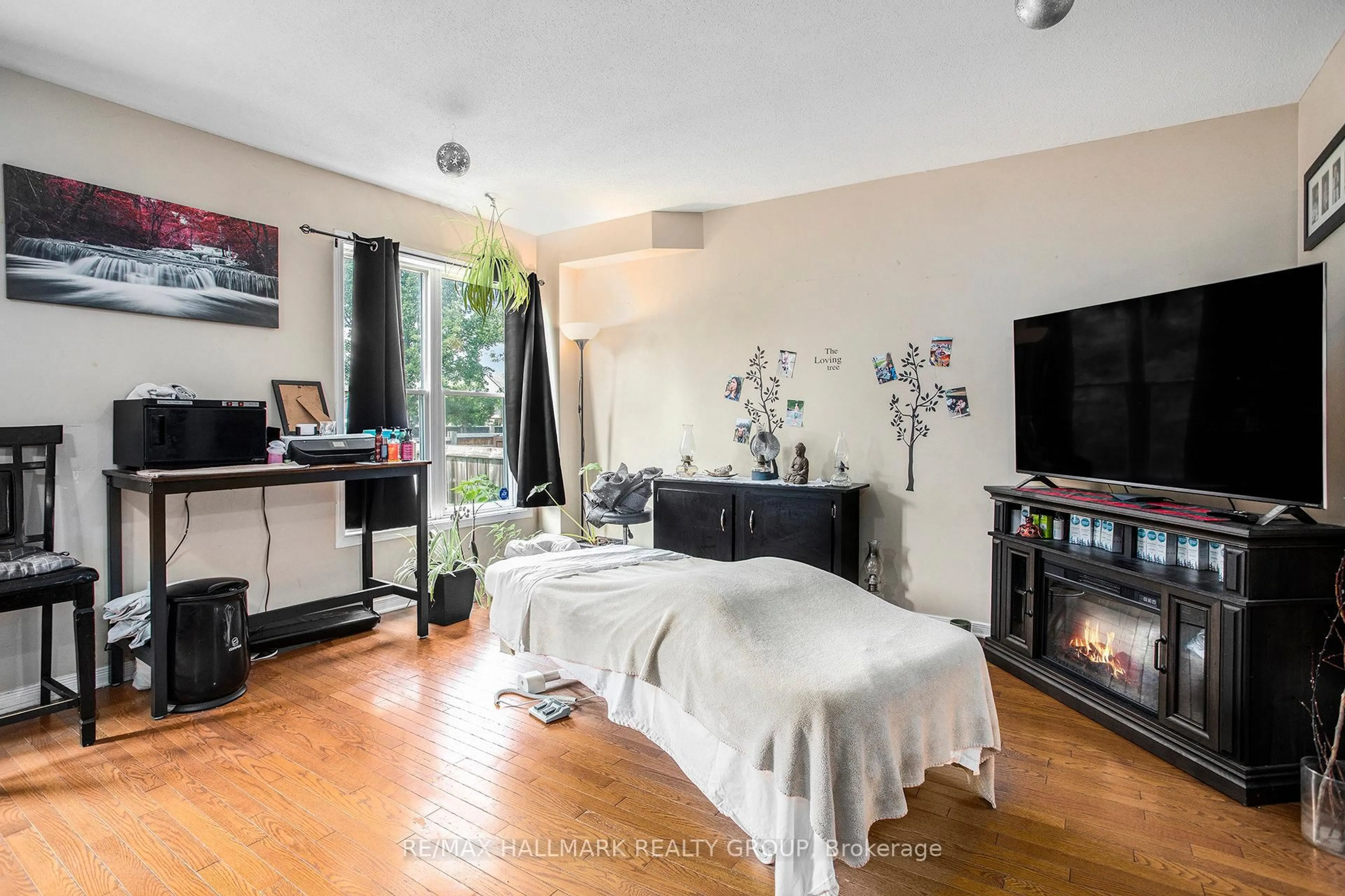 A pic of a room for 119 Topham Terr, Orleans Ontario K4A 5B8