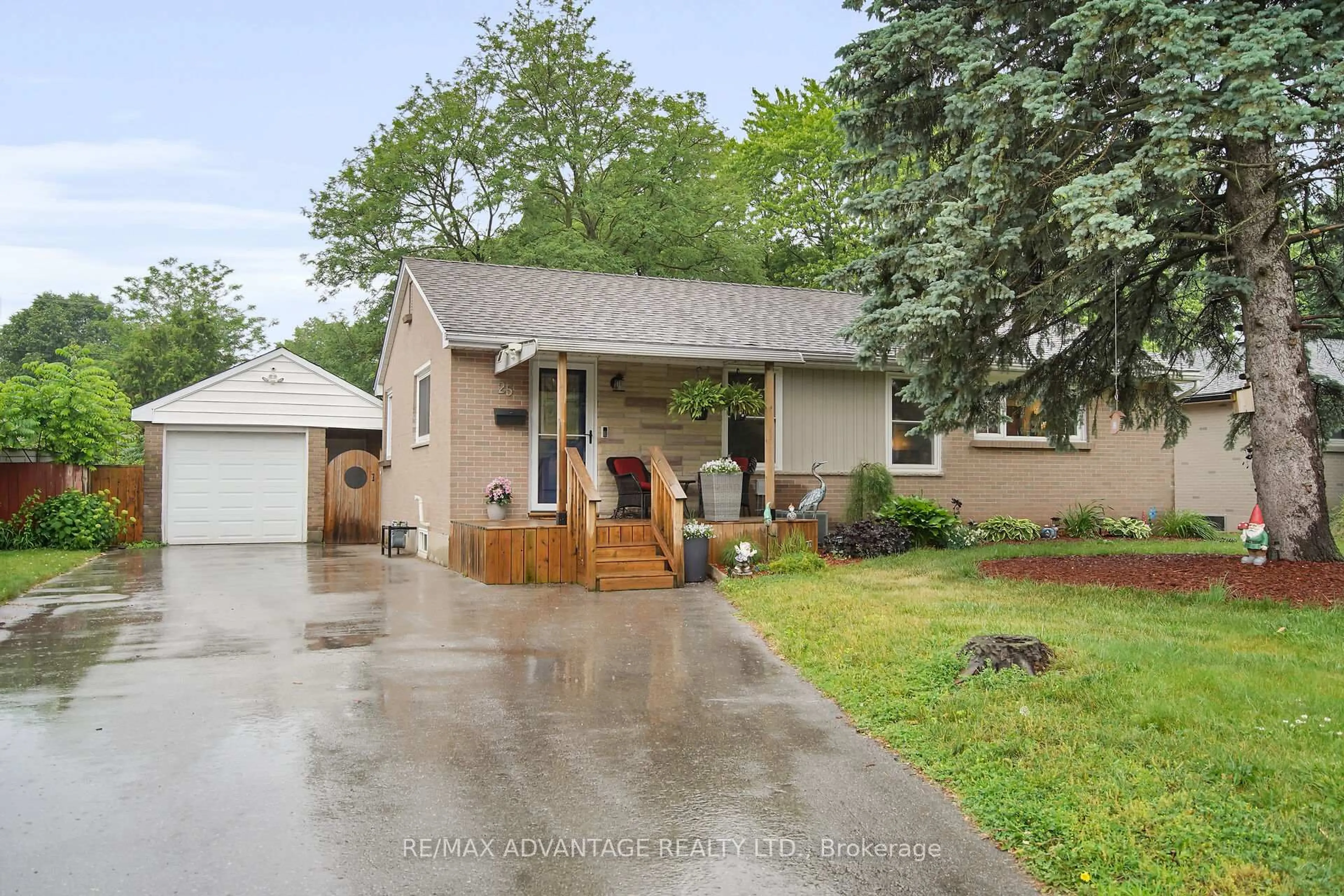 Unknown for 25 Langton Rd, London East Ontario N5V 2L9