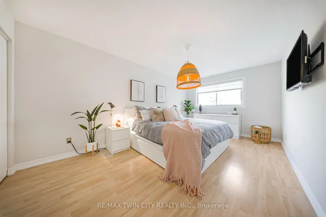 Additional property image - 391 Pioneer Dr Unit 3