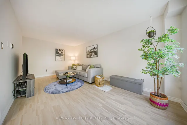 Additional property image - 391 Pioneer Dr Unit 3