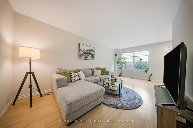 Additional property image - 391 Pioneer Dr Unit 3
