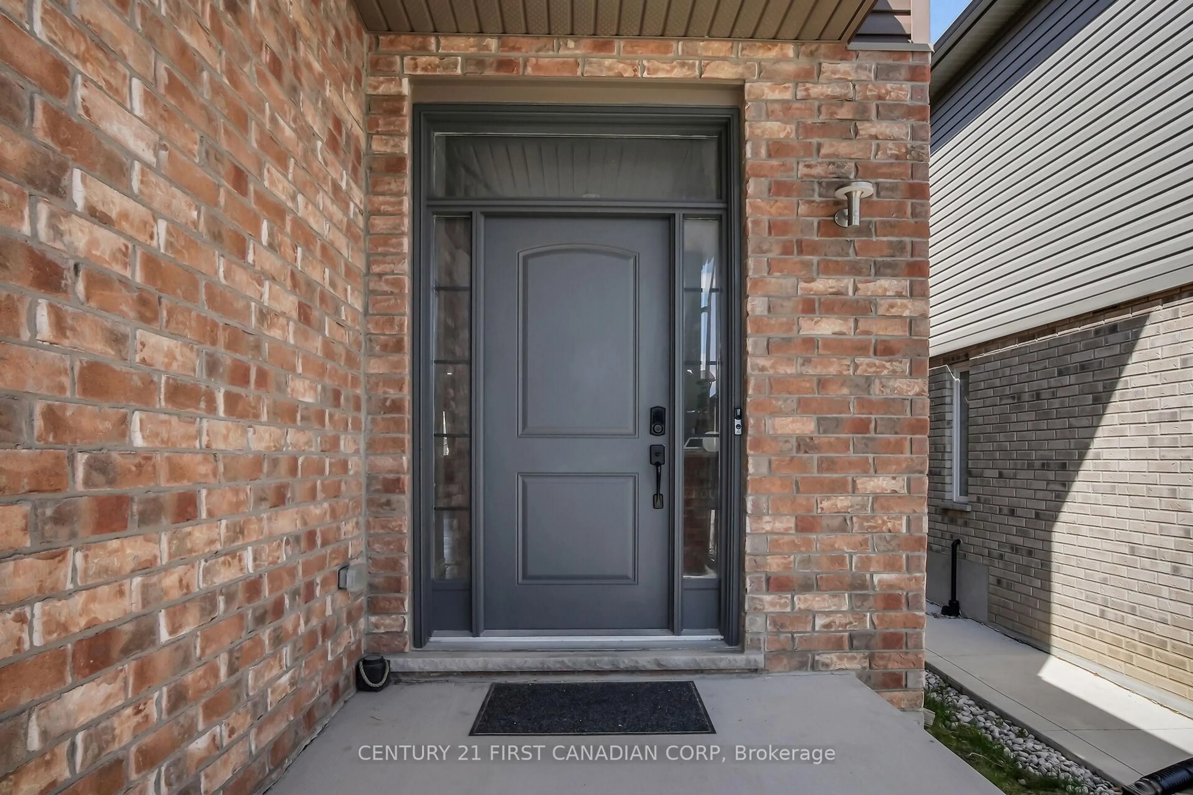 Indoor entryway for 1249 Sandbar St, London North Ontario N6G 0Y3