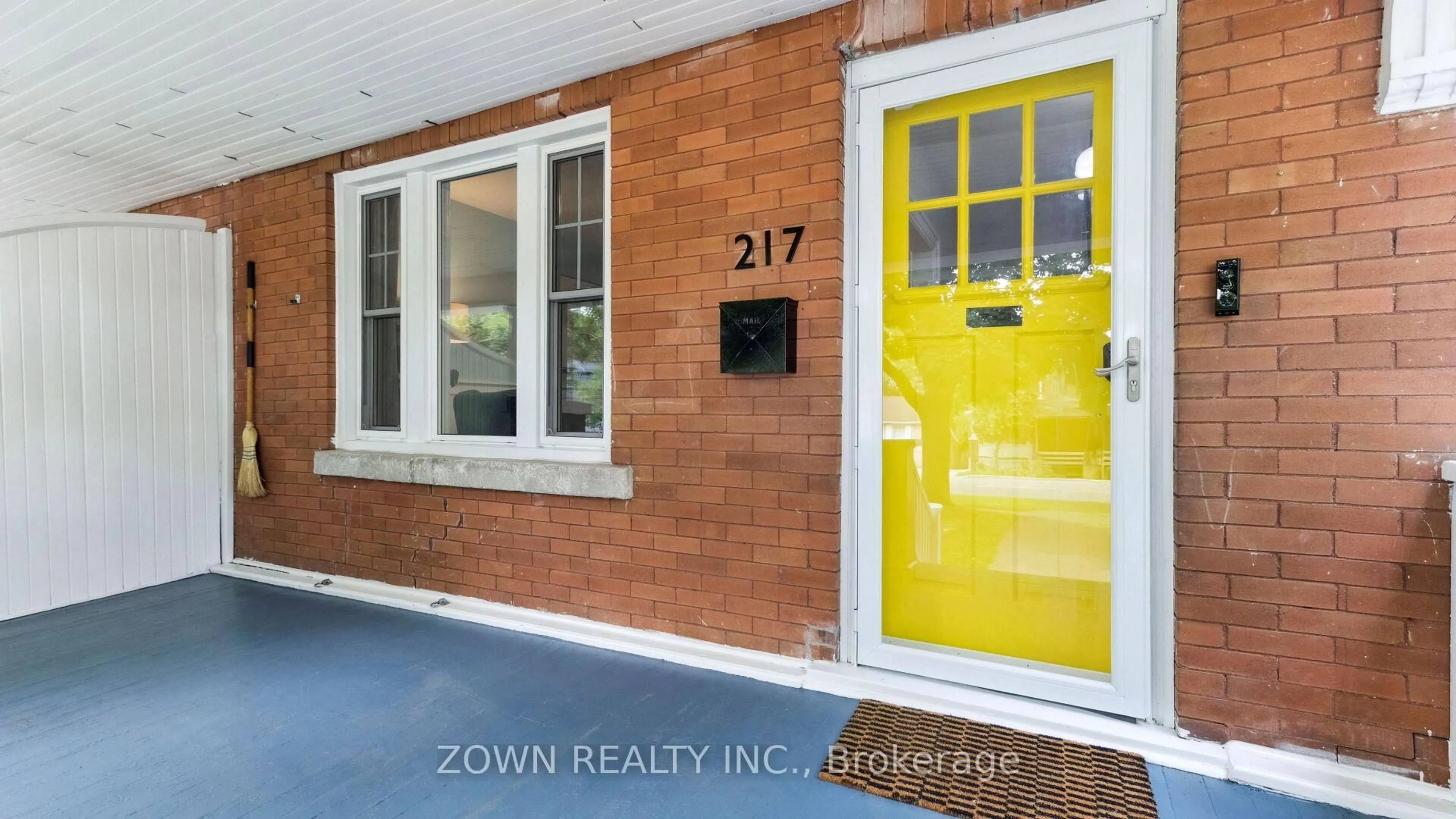 Indoor entryway for 217 Waterloo Ave, Guelph Ontario N1H 3J4