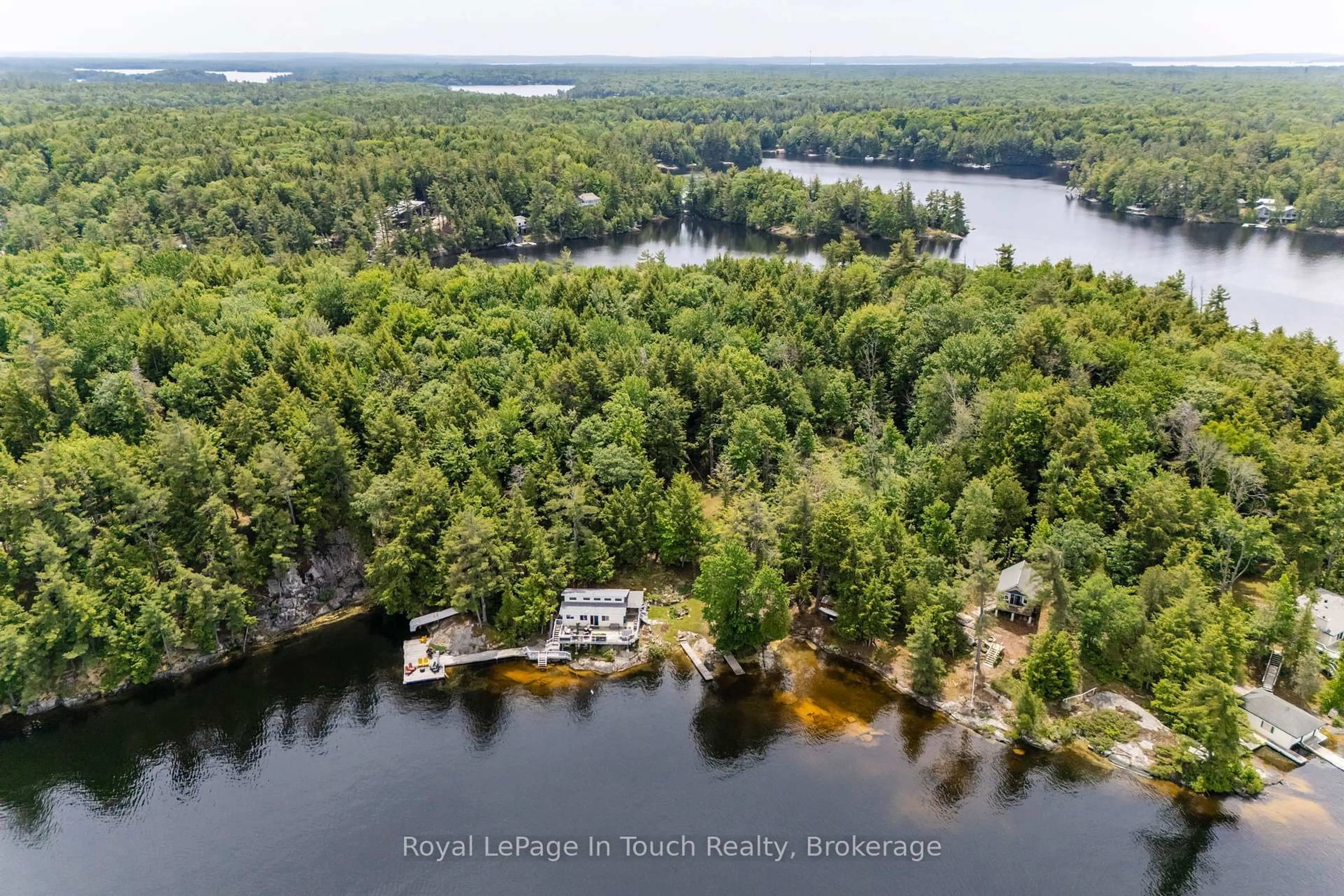 A pic from outside/outdoor area/front of a property/back of a property/a pic from drone, water/lake/river/ocean view for 4 Is 270 Georgian Bay Island, Georgian Bay Ontario L0K 1S0