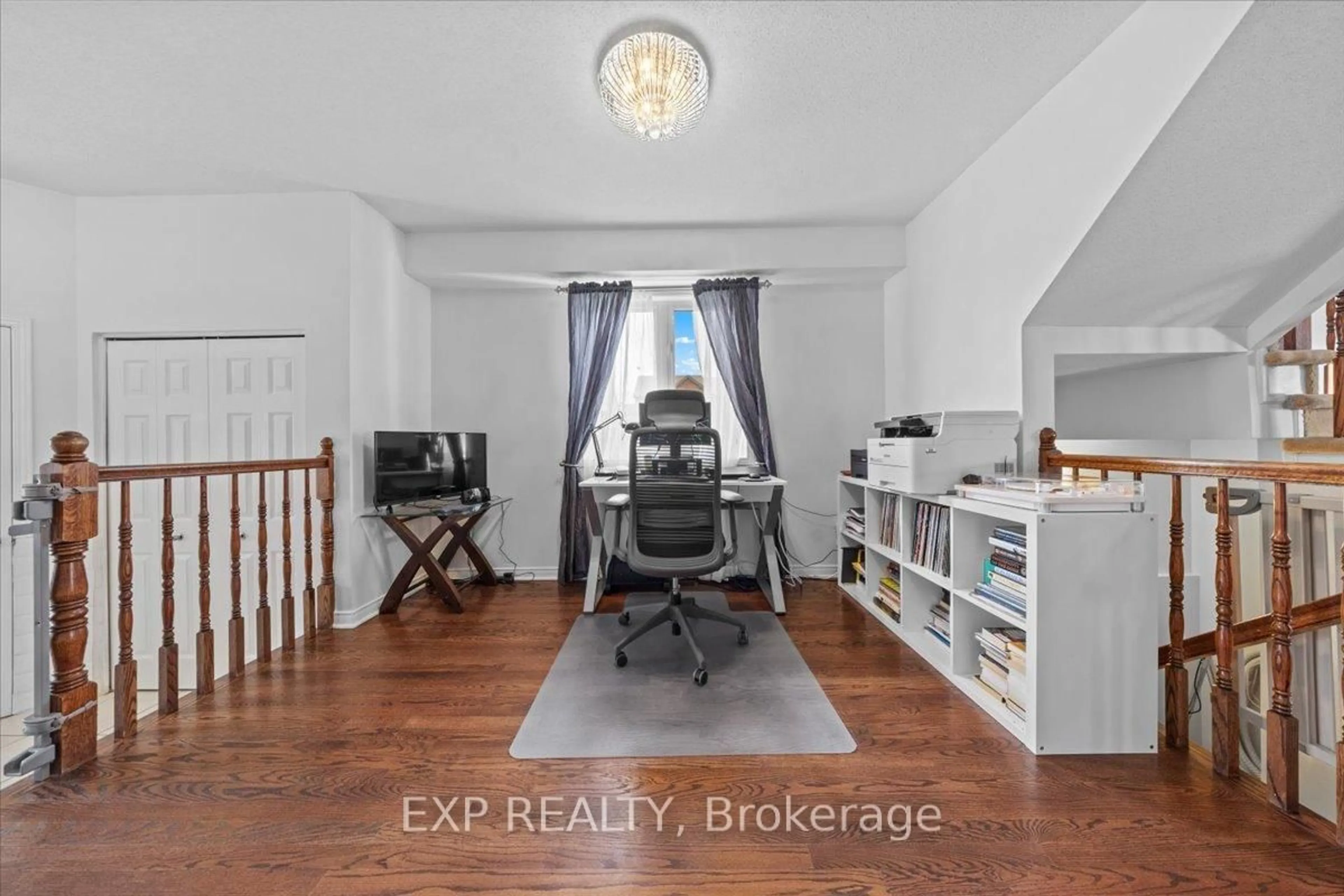 Unknown for 254 Arrita St, Ottawa Ontario K2S 0J3