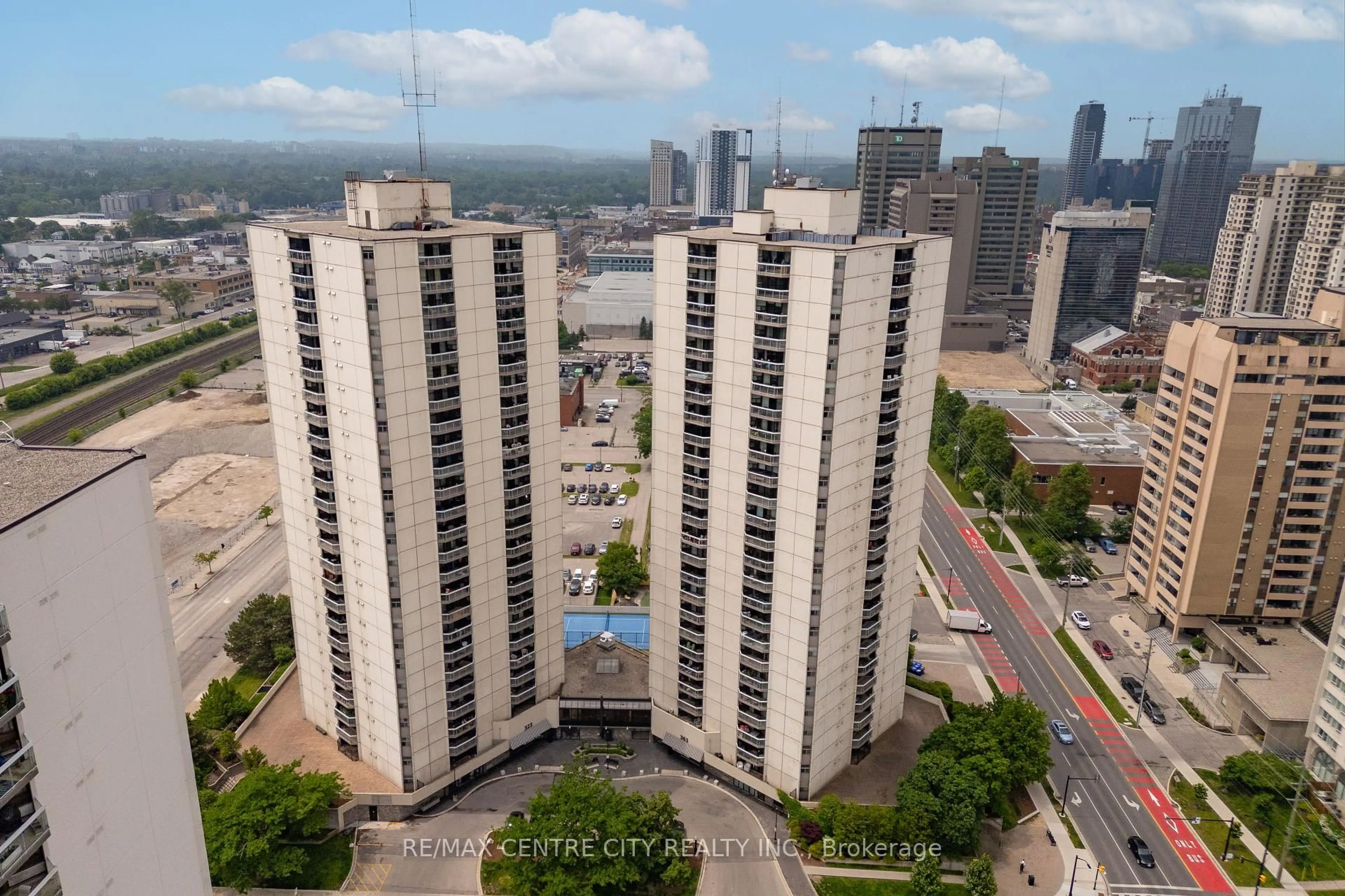 A pic from outside/outdoor area/front of a property/back of a property/a pic from drone, city buildings view from balcony for 363 Colborne St #1603, London East Ontario N6B 3N3