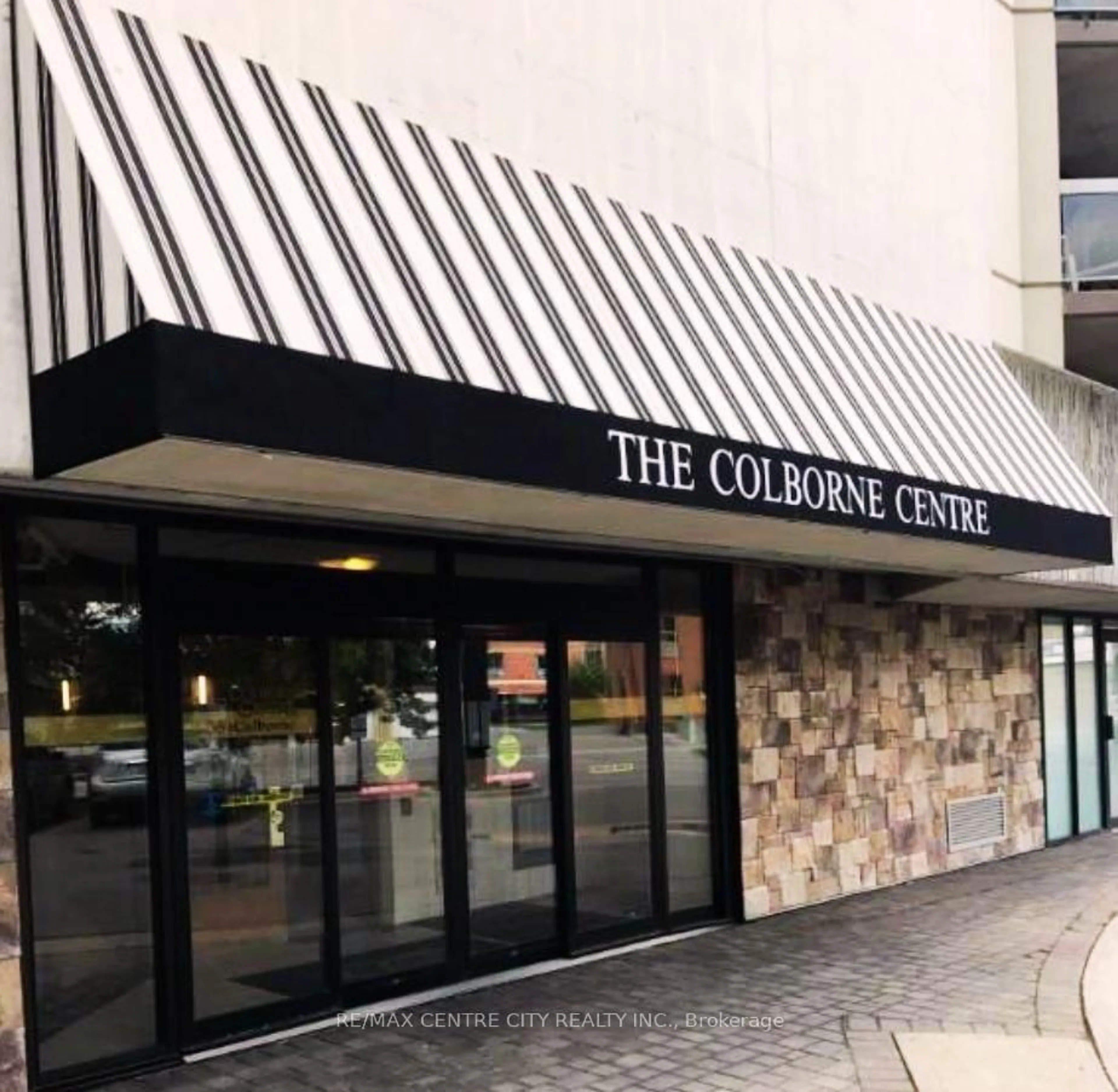 Indoor foyer for 363 Colborne St #1603, London East Ontario N6B 3N3