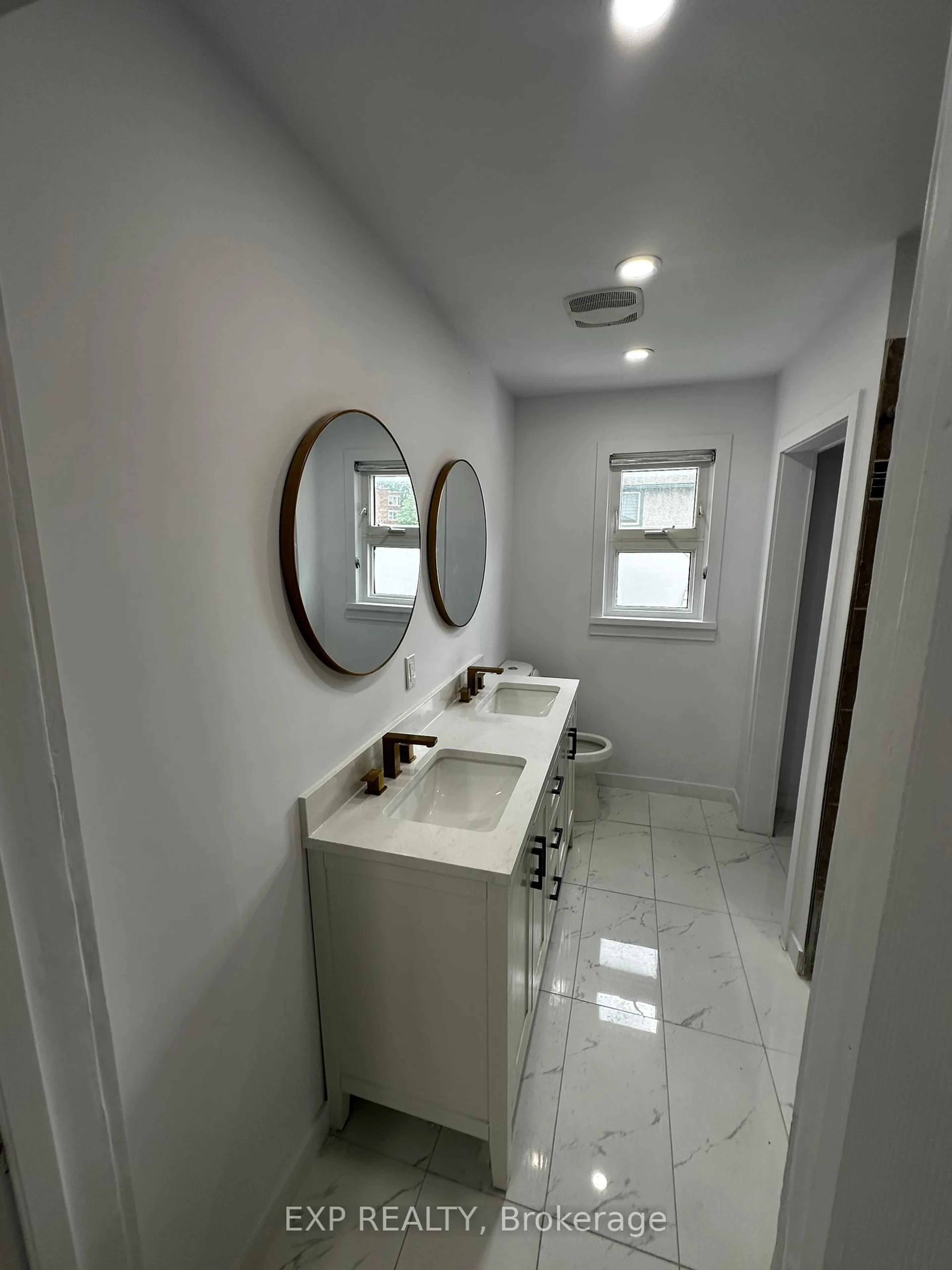 Unknown for 267 Lalemant St, Ottawa Ontario K1L 7G1
