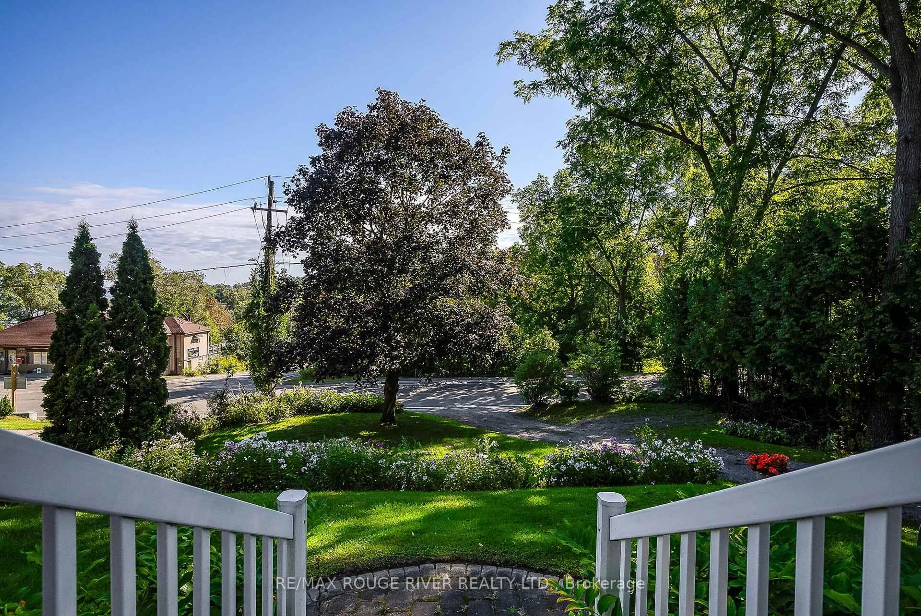Patio, unknown for 5242 Burnham St, Hamilton Township Ontario K0K 2E0