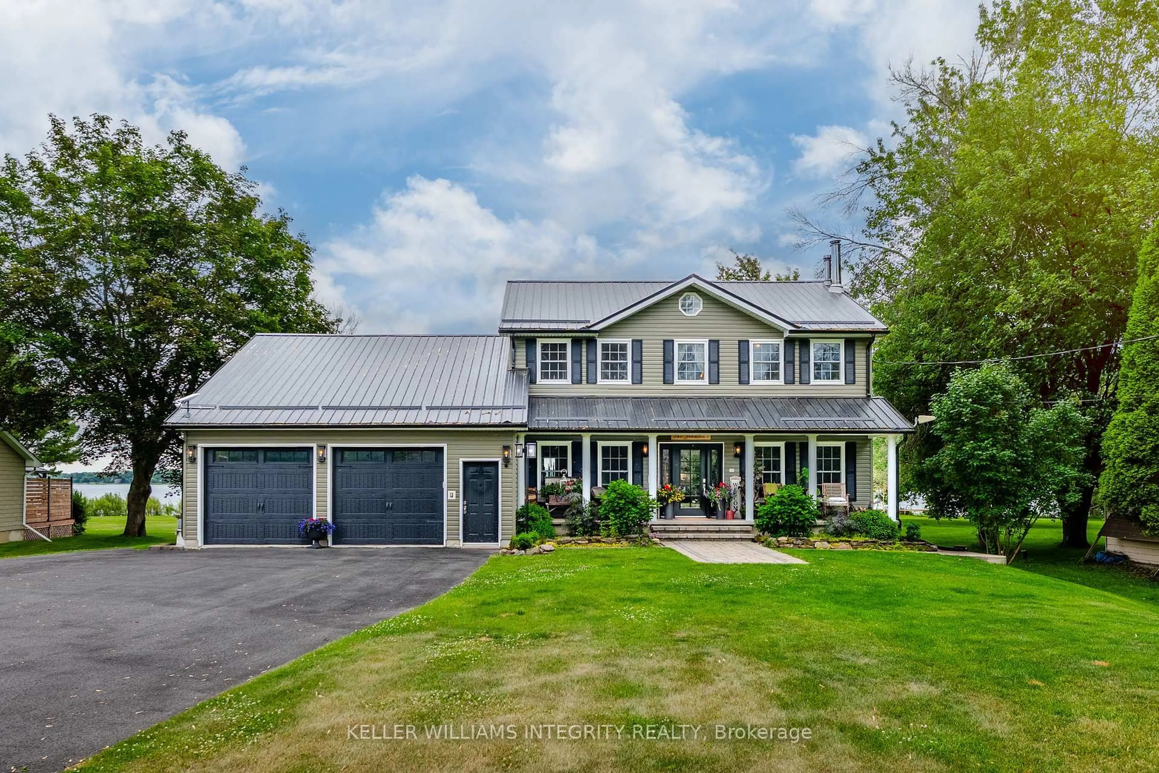 Home with vinyl exterior material, street for 13974 Willbruck Dr, South Stormont Ontario K0C 1X0