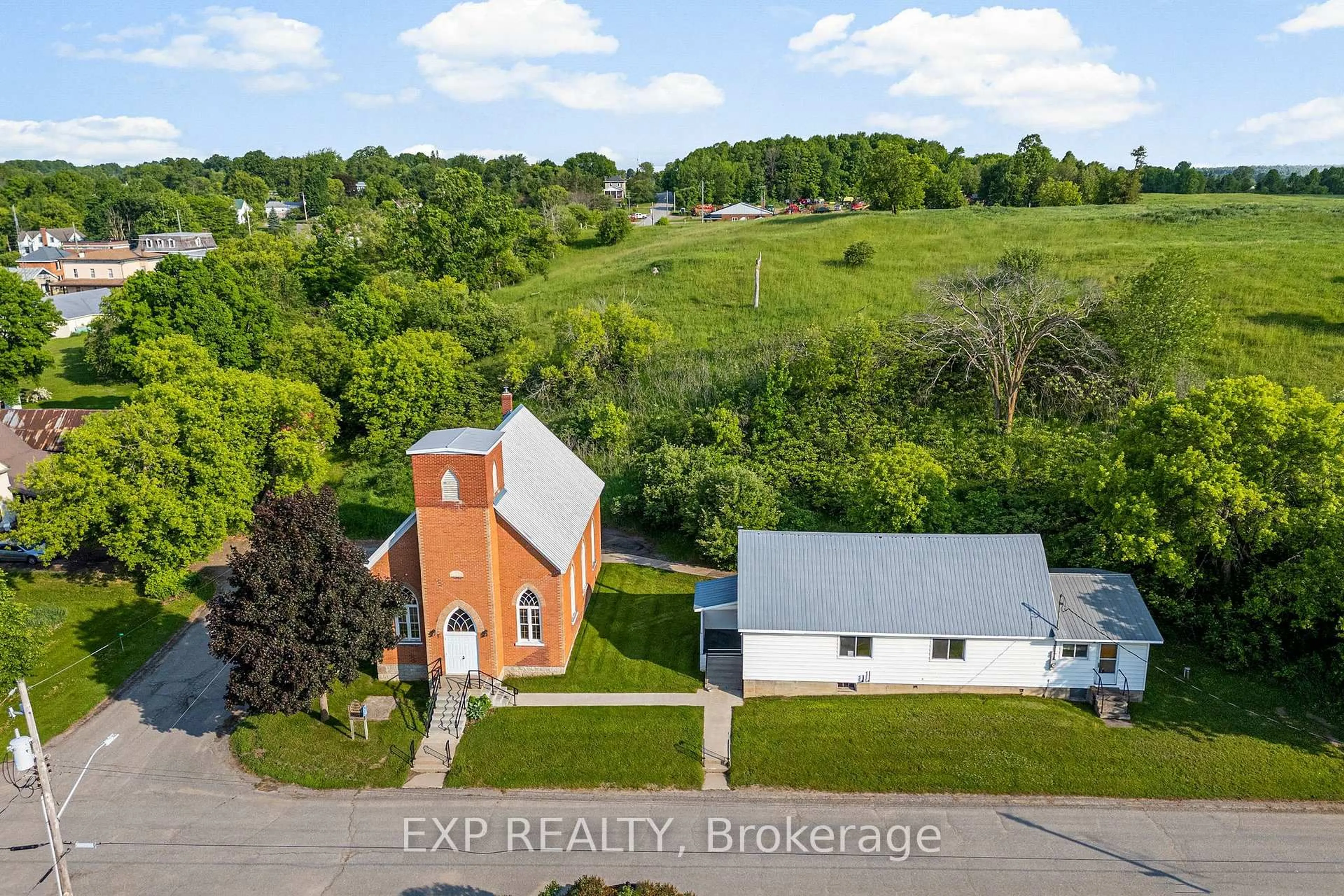 A pic from outside/outdoor area/front of a property/back of a property/a pic from drone, street for 64 Malloch St, Douglas Ontario K0J 1S0