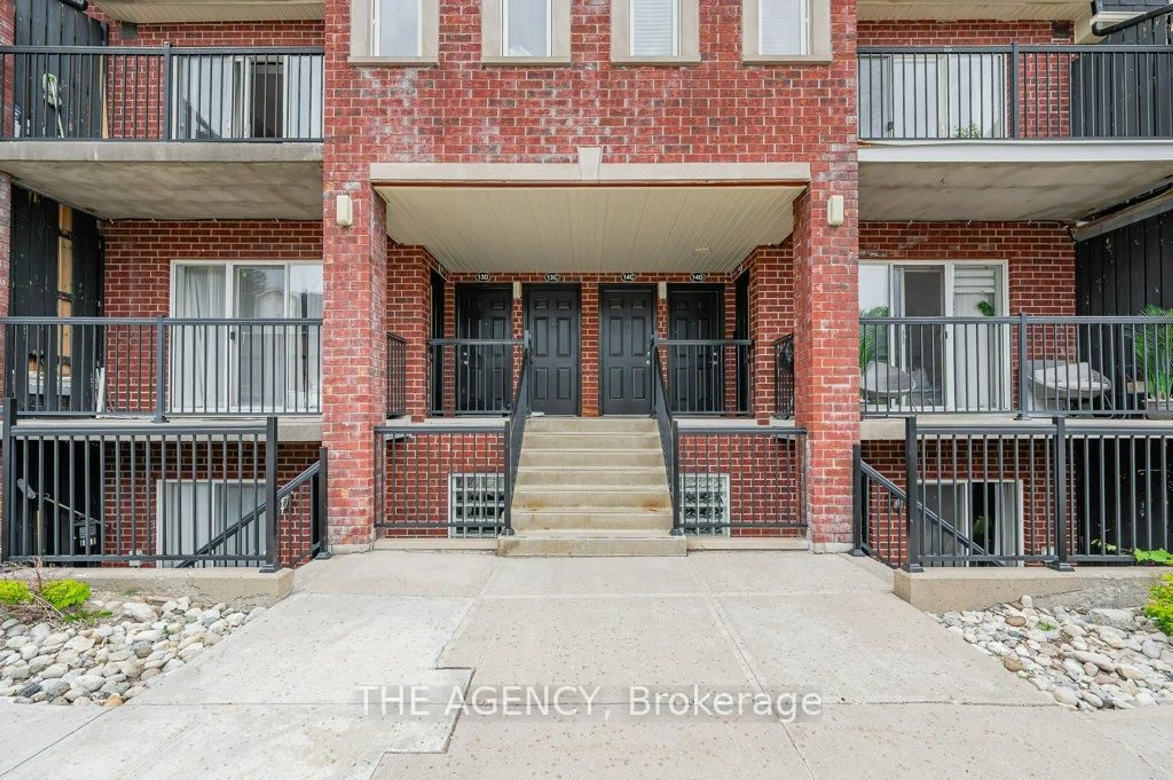Unknown for 45 Cedarhil Cres #14A, Kitchener Ontario N2E 0A2