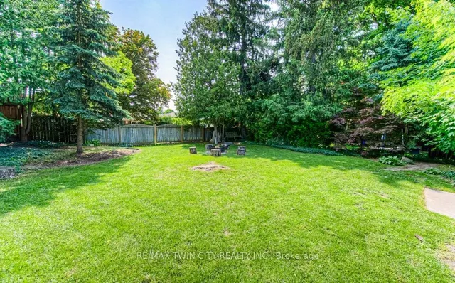 Additional property image - 211 RIPPLEWOOD Cres