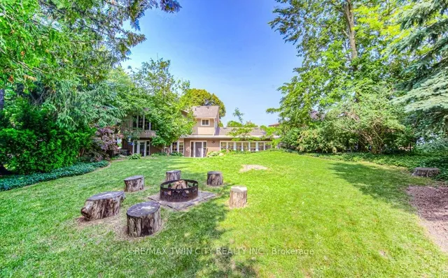 Additional property image - 211 RIPPLEWOOD Cres