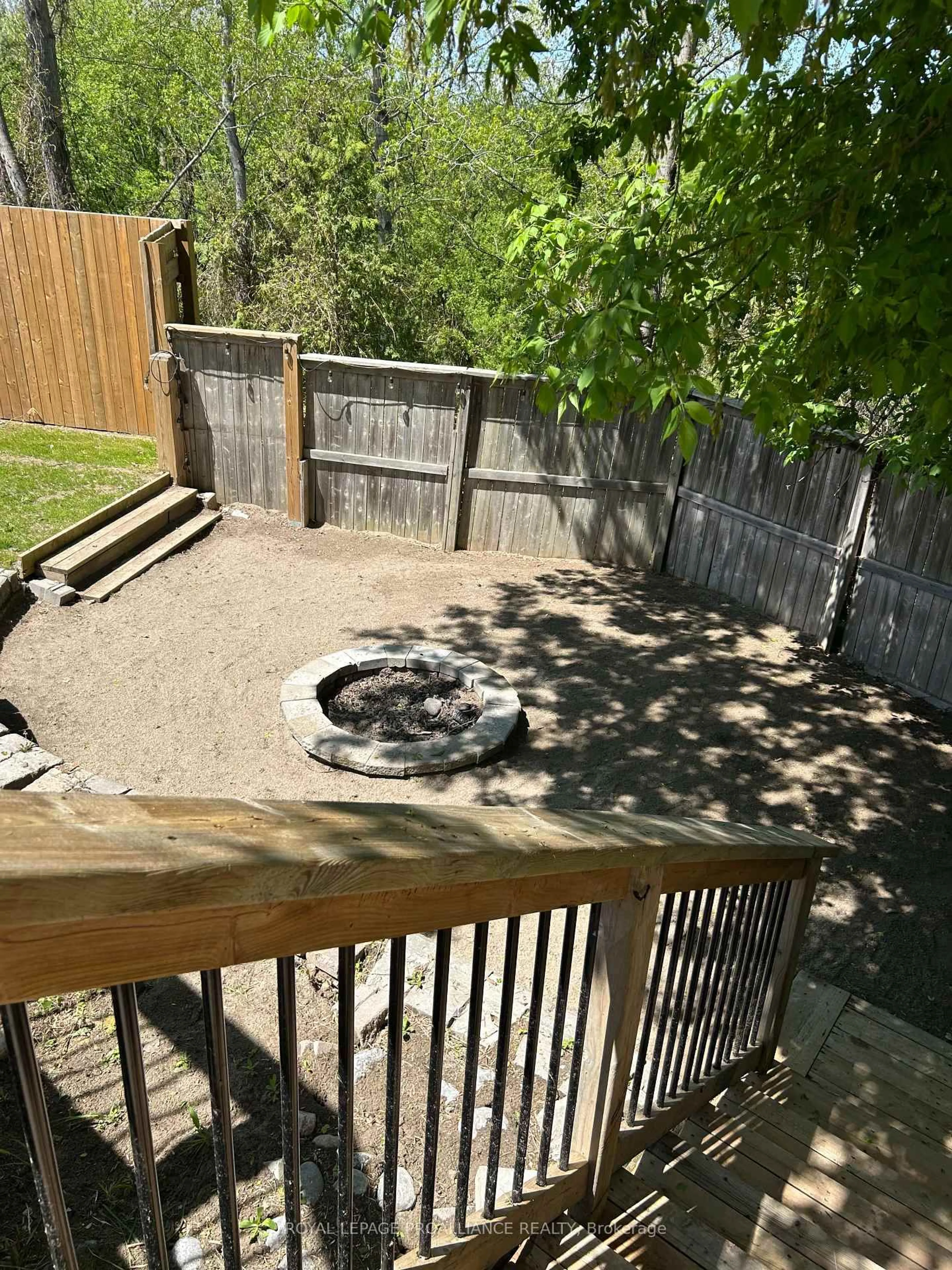 Patio, unknown for 48 Fleming Rd, Quinte West Ontario K8V 6P7