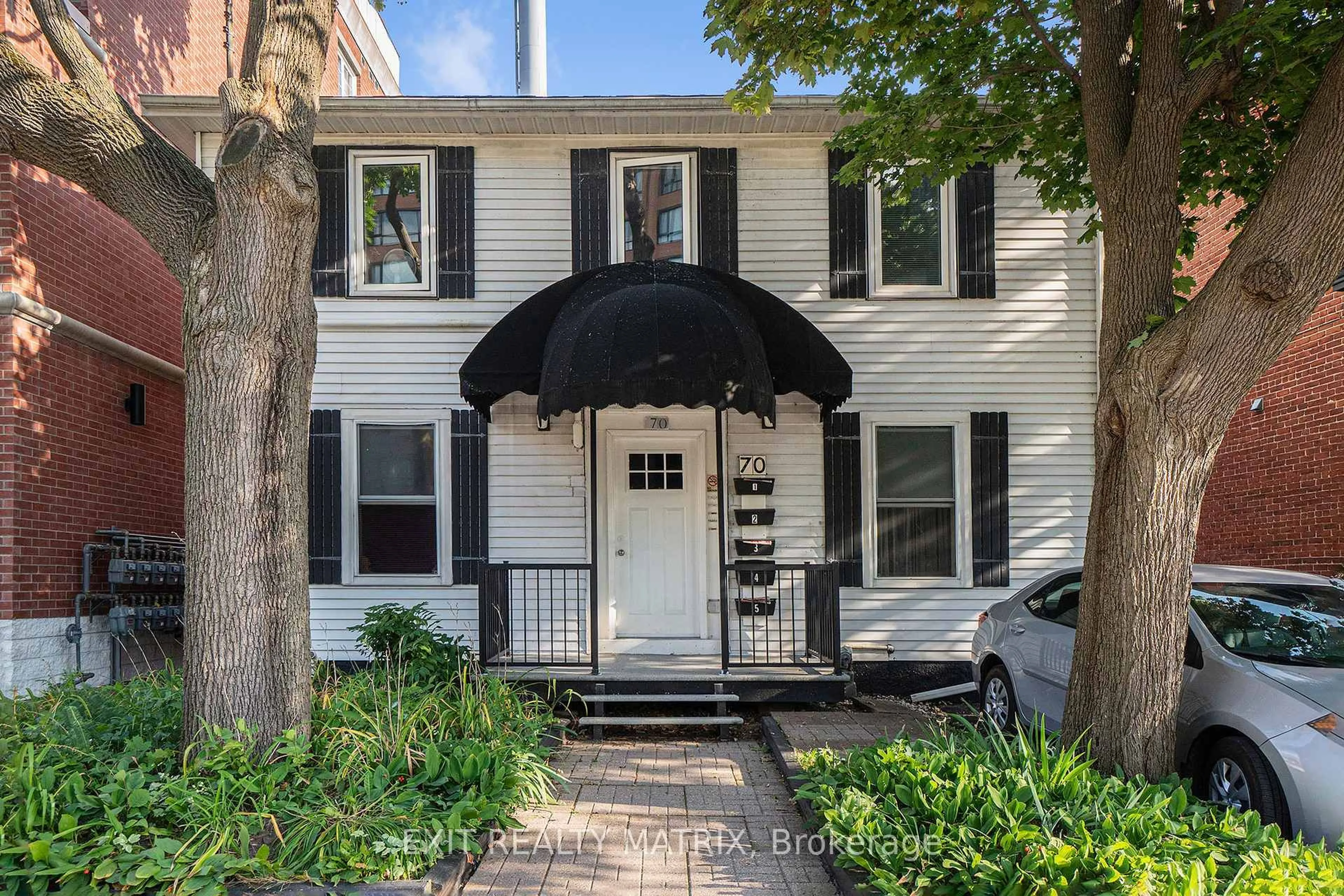 Unknown for 70 Bolton St, Ottawa Ontario K1N 5A9